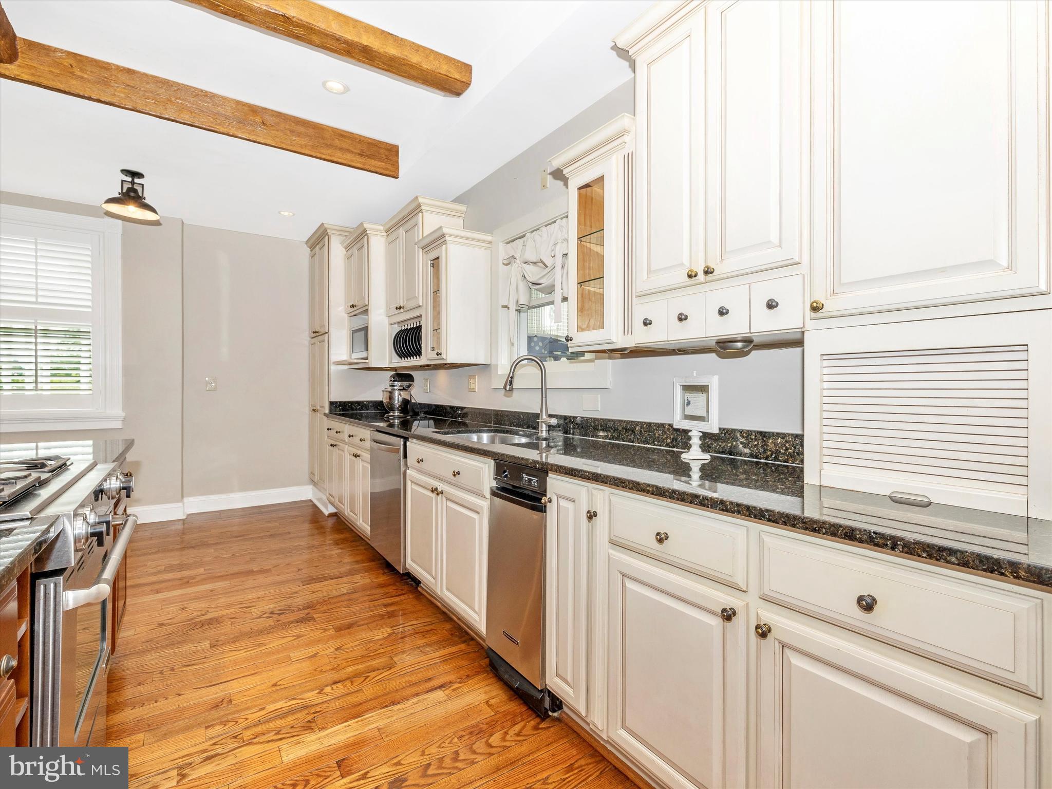 MIDDLETOWN - Residential Income