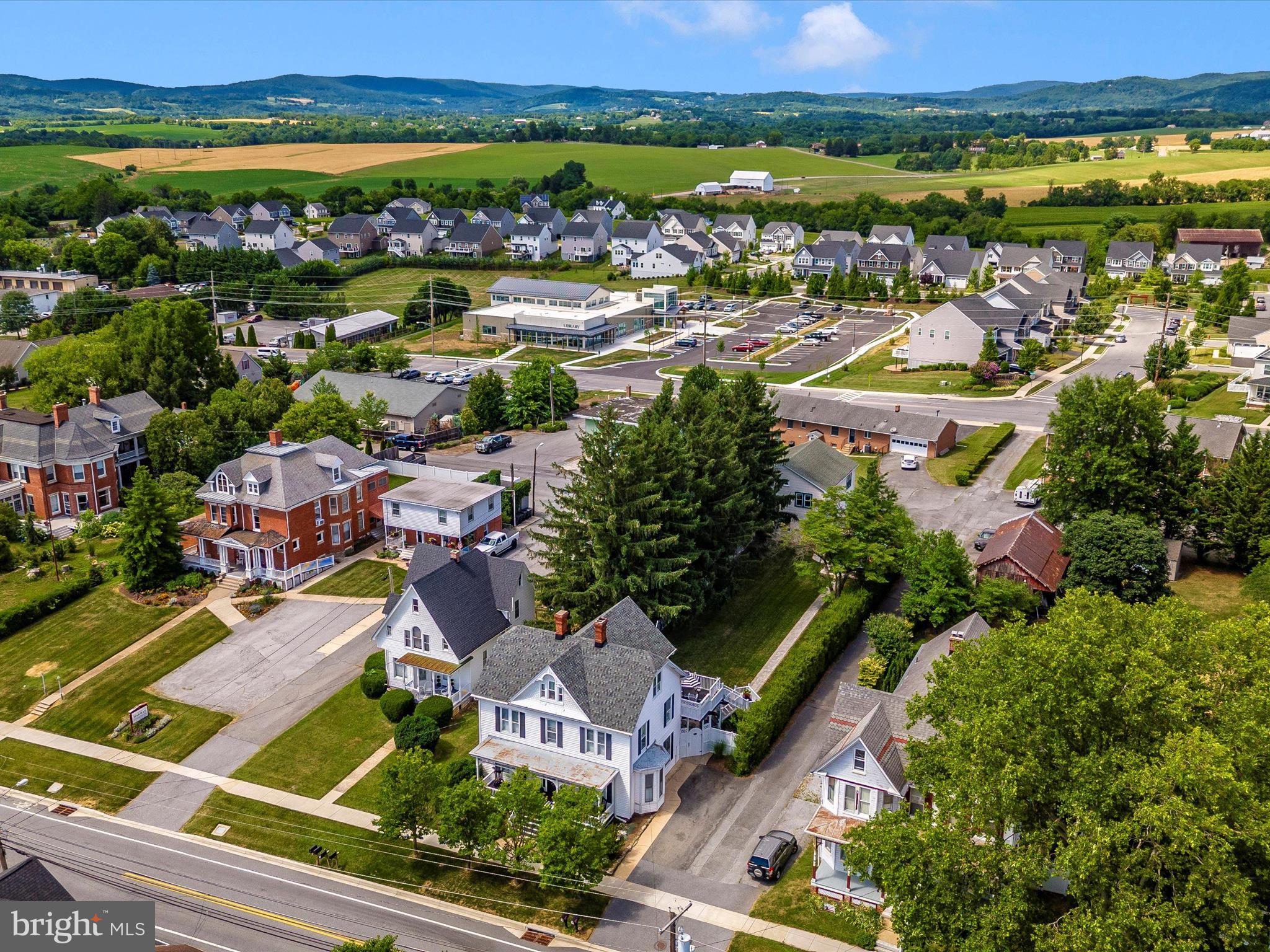 MIDDLETOWN - Residential Income