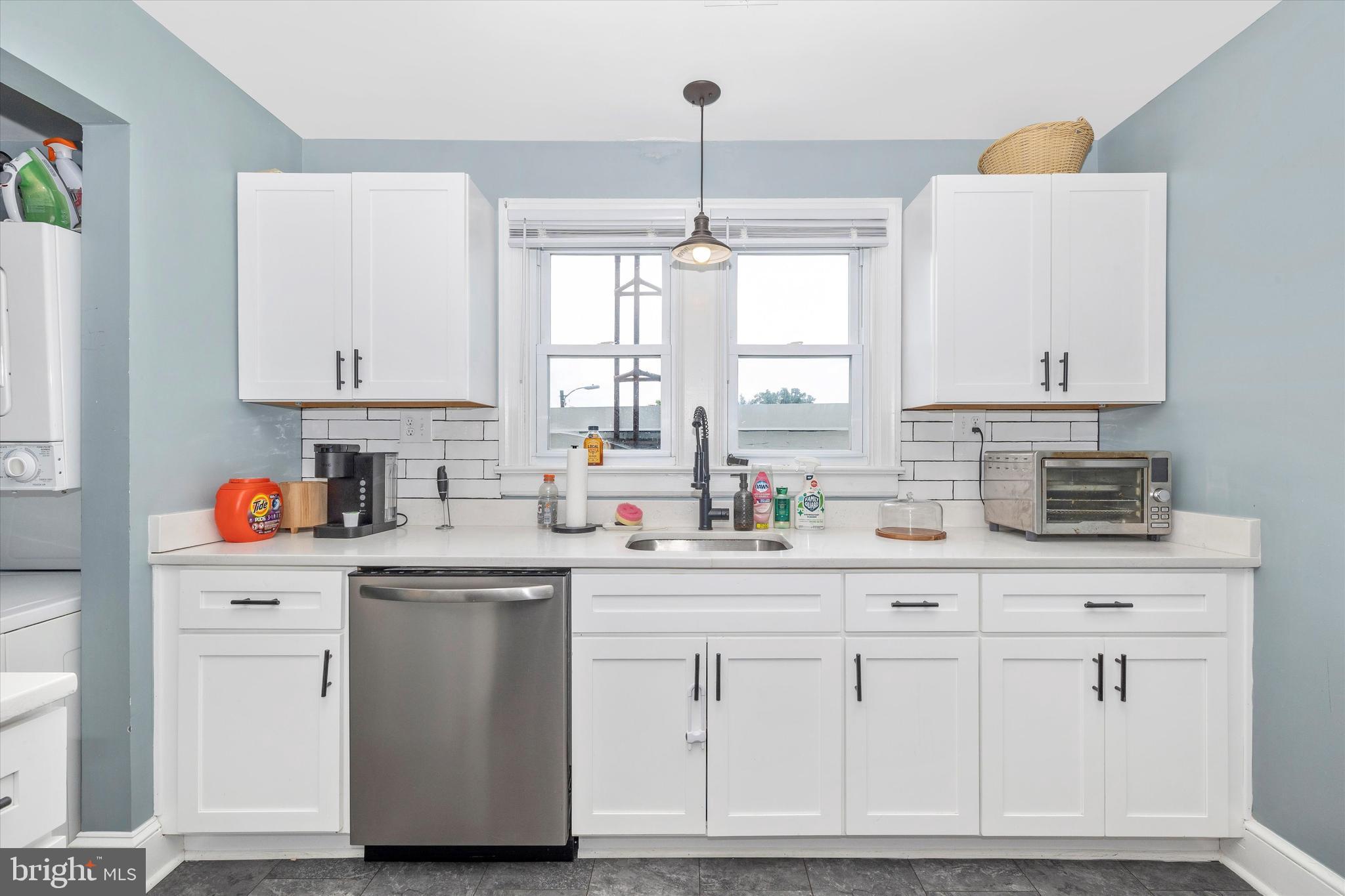 MIDDLETOWN - Residential Income