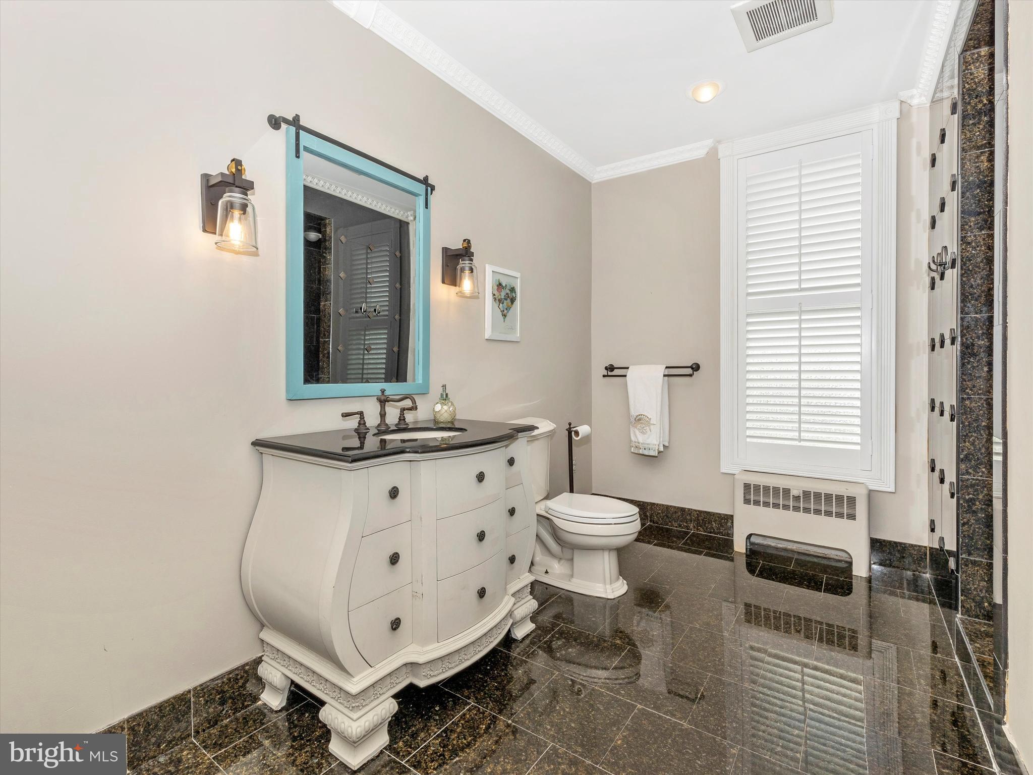 MIDDLETOWN - Residential Income