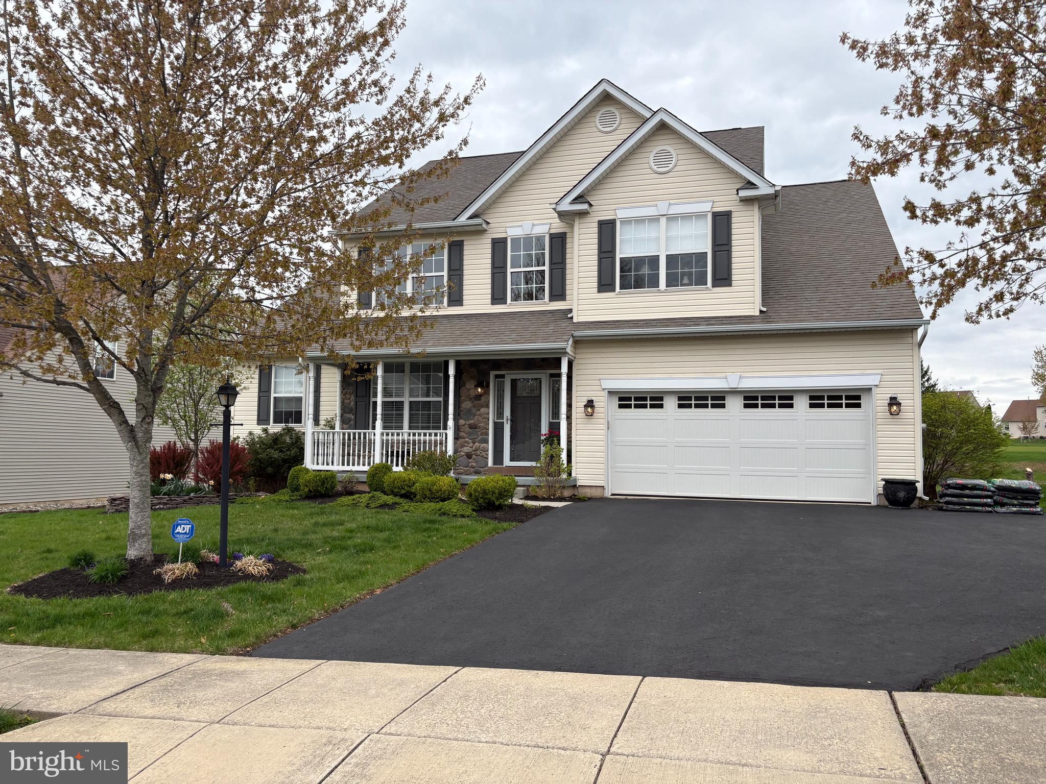 BELLA VISTA - Residential