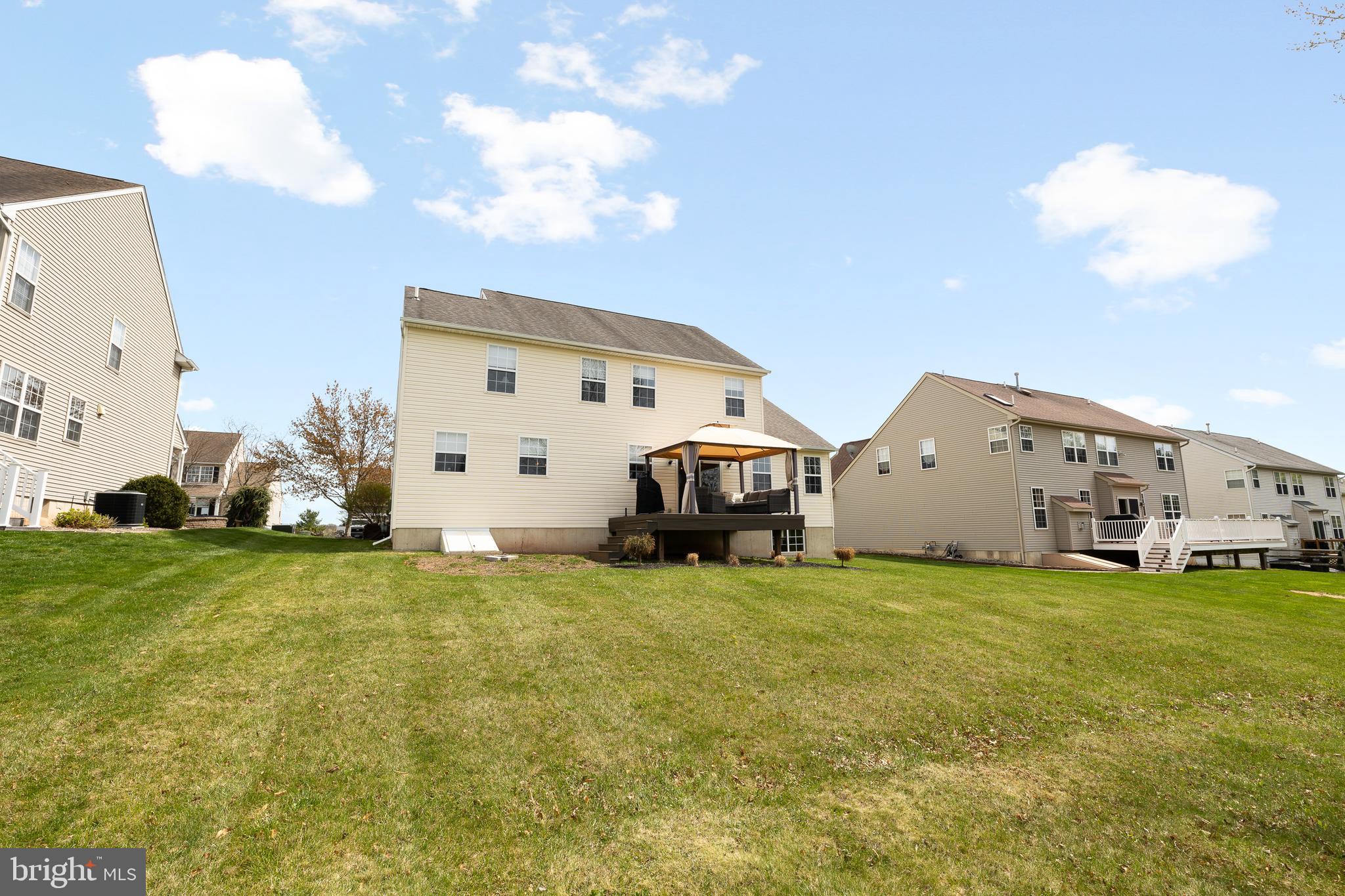 BELLA VISTA - Residential