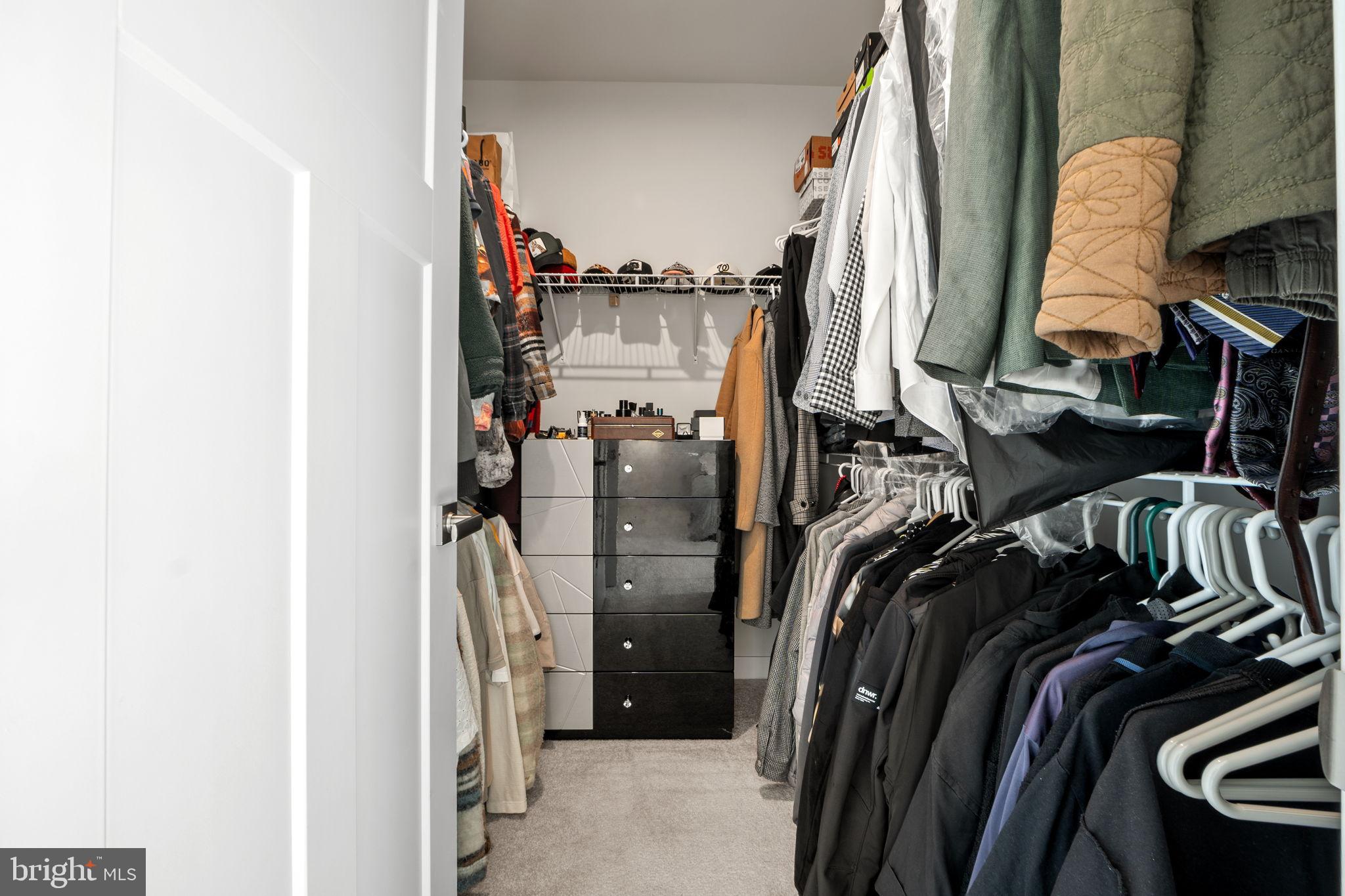 ARMSTRONG VILLAGE - Residential Lease