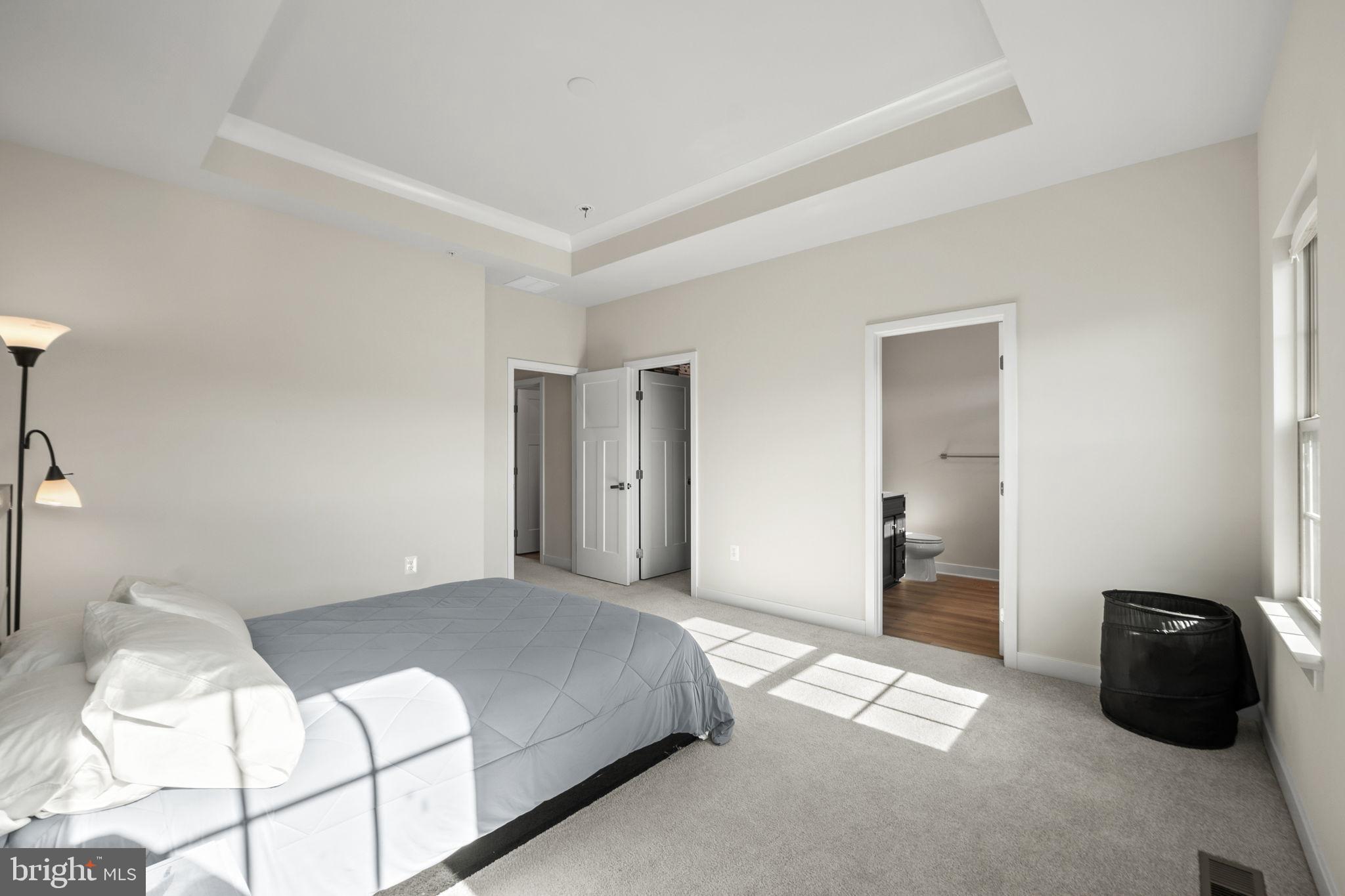 ARMSTRONG VILLAGE - Residential Lease