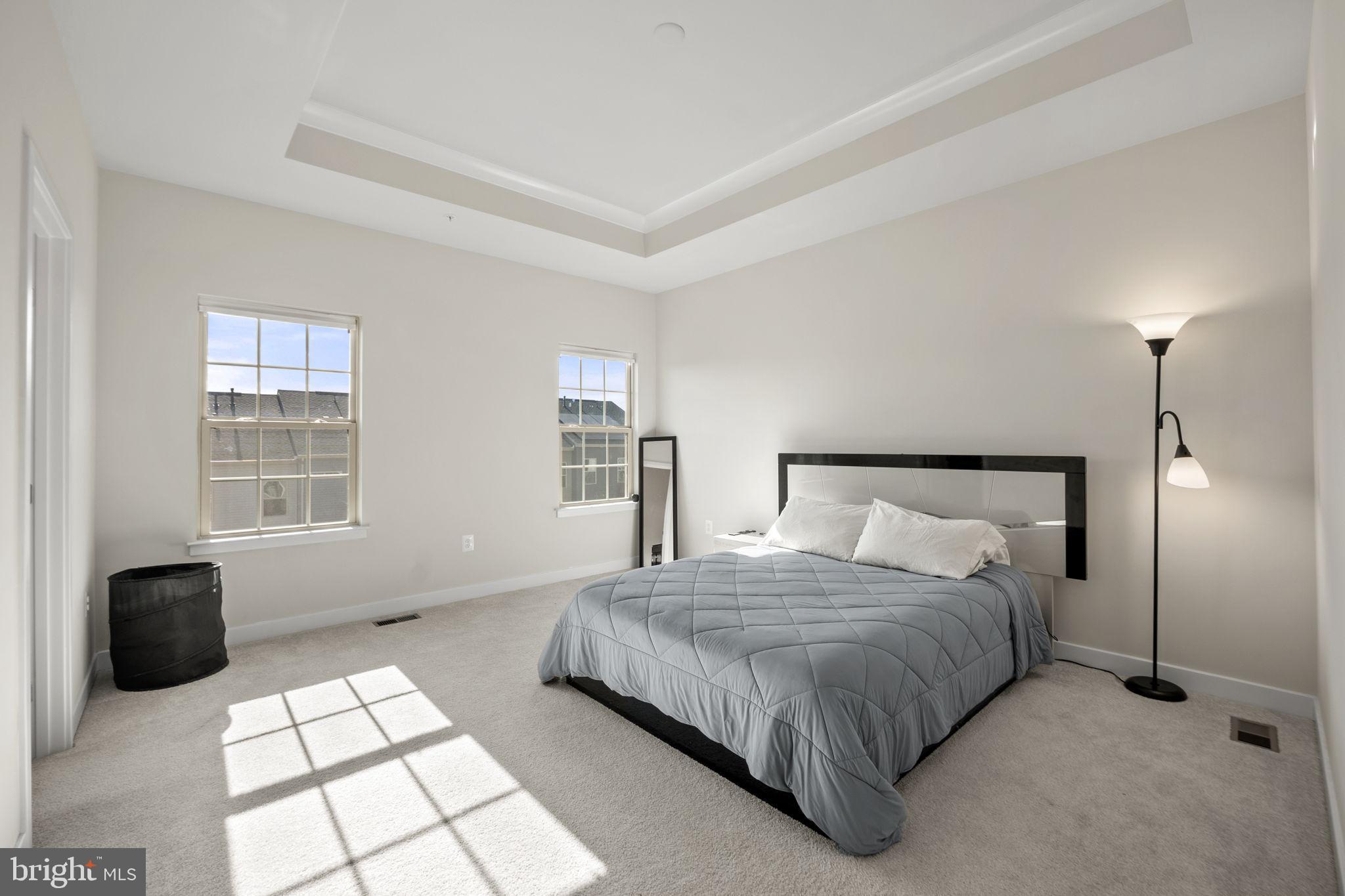 ARMSTRONG VILLAGE - Residential Lease