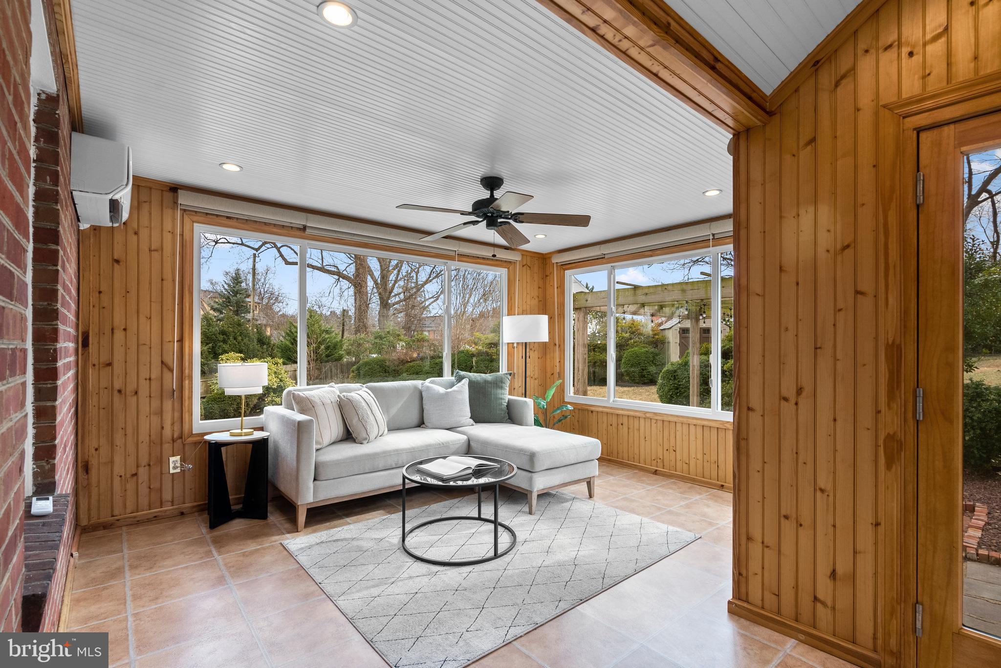 SOUTH WOODSIDE PARK - Residential