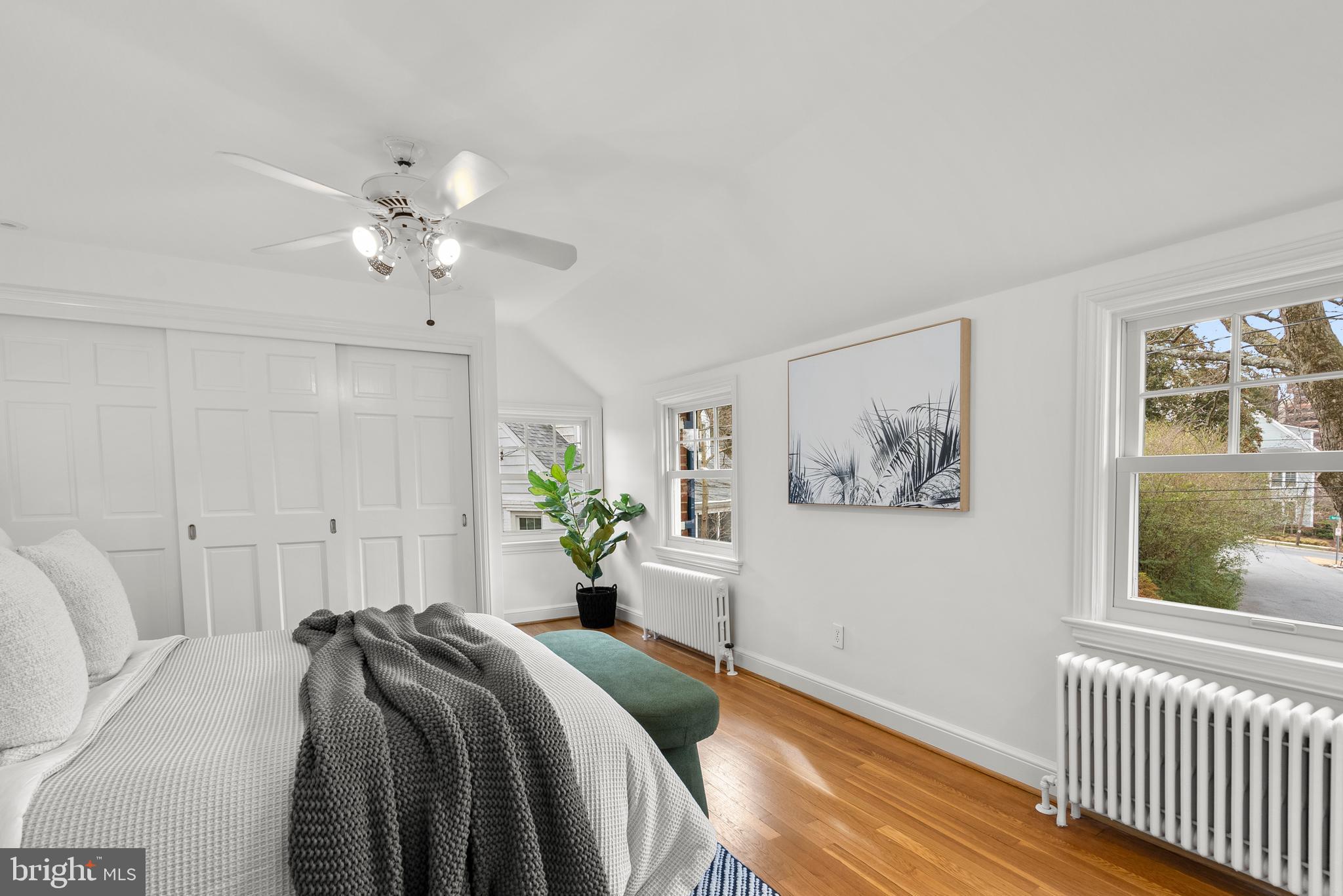 SOUTH WOODSIDE PARK - Residential