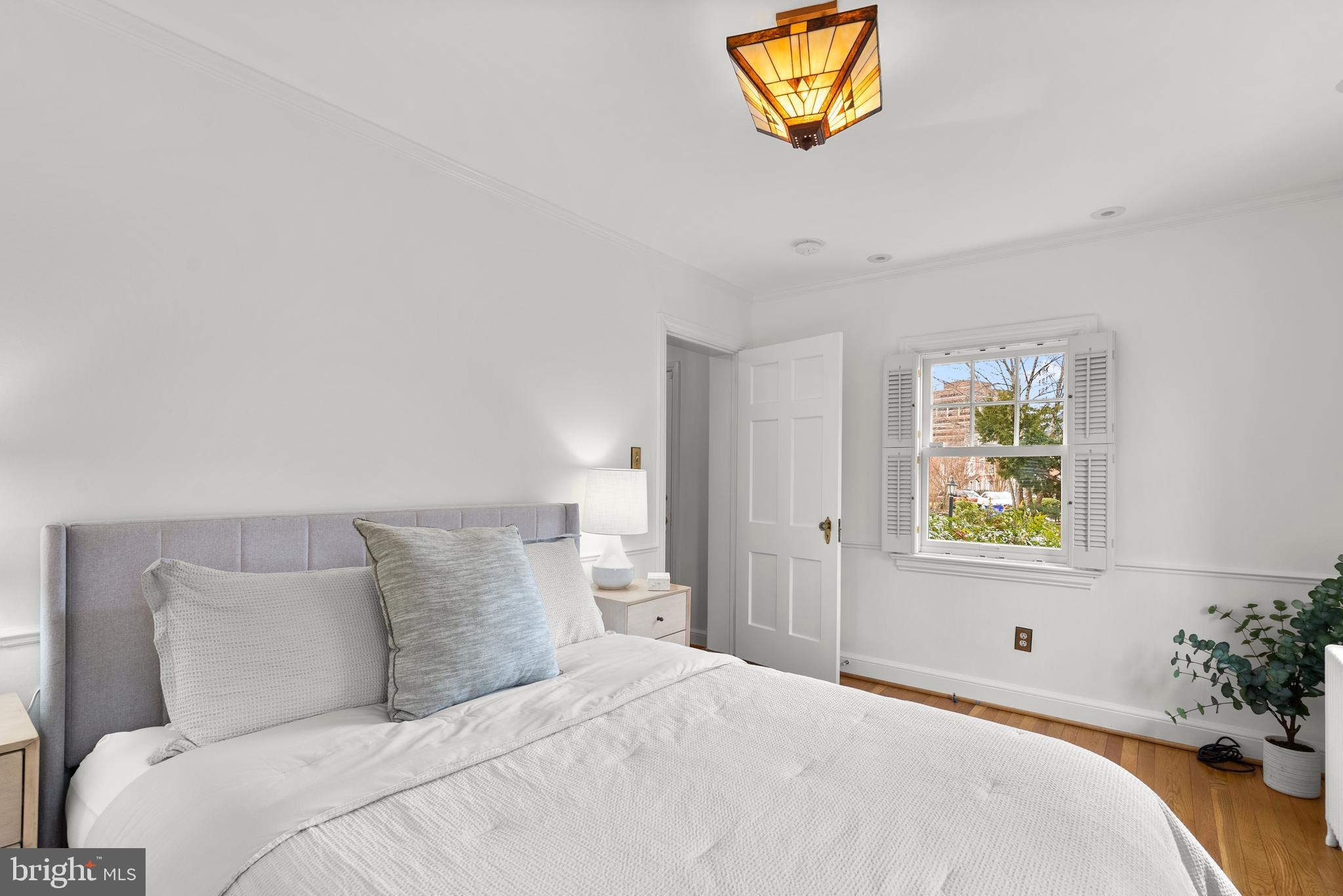 SOUTH WOODSIDE PARK - Residential