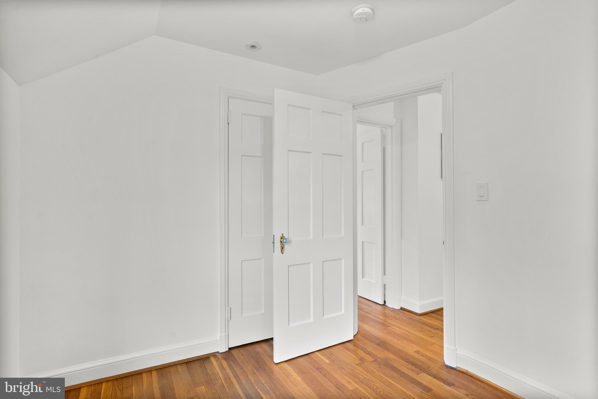 SOUTH WOODSIDE PARK - Residential