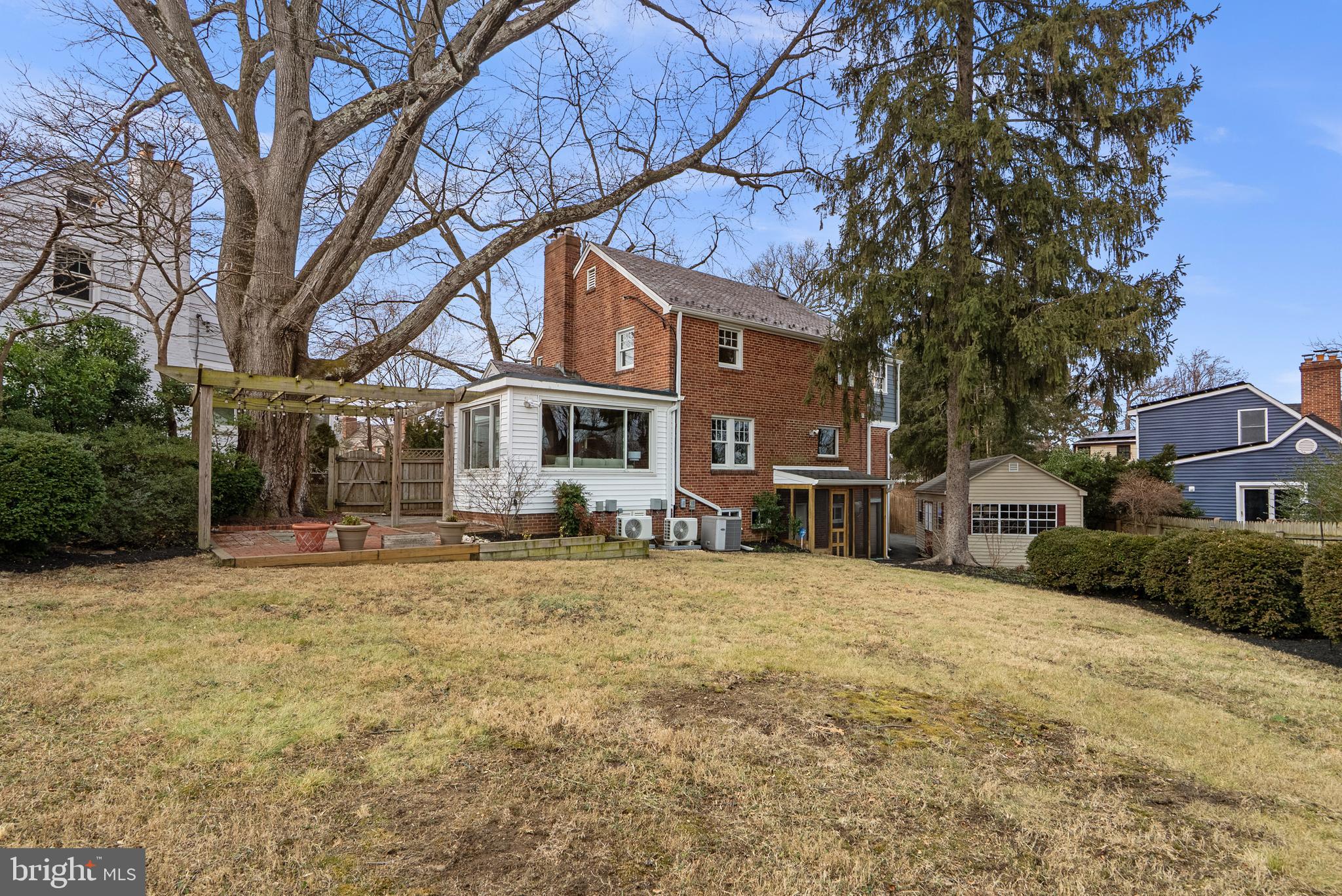 SOUTH WOODSIDE PARK - Residential