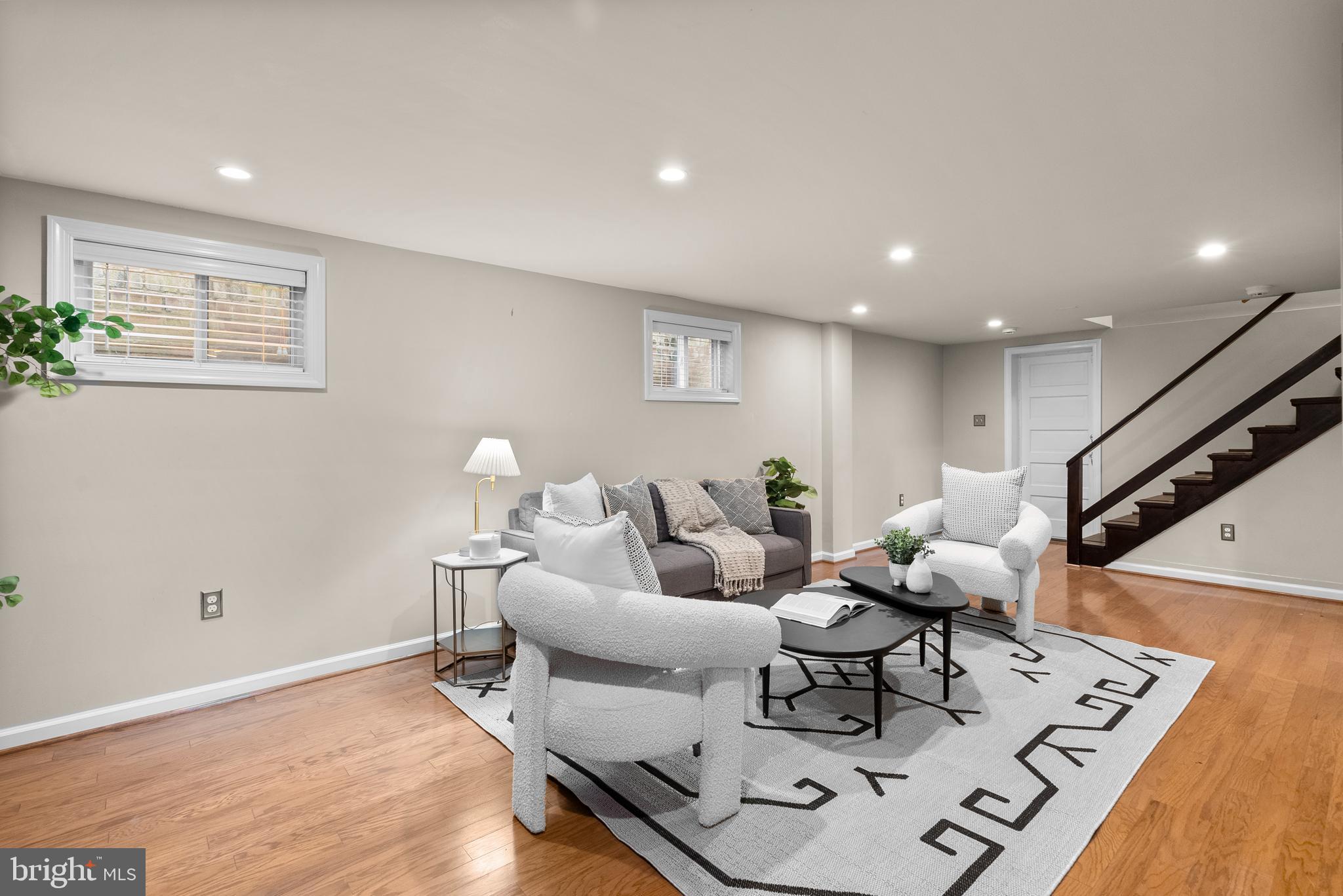 SOUTH WOODSIDE PARK - Residential