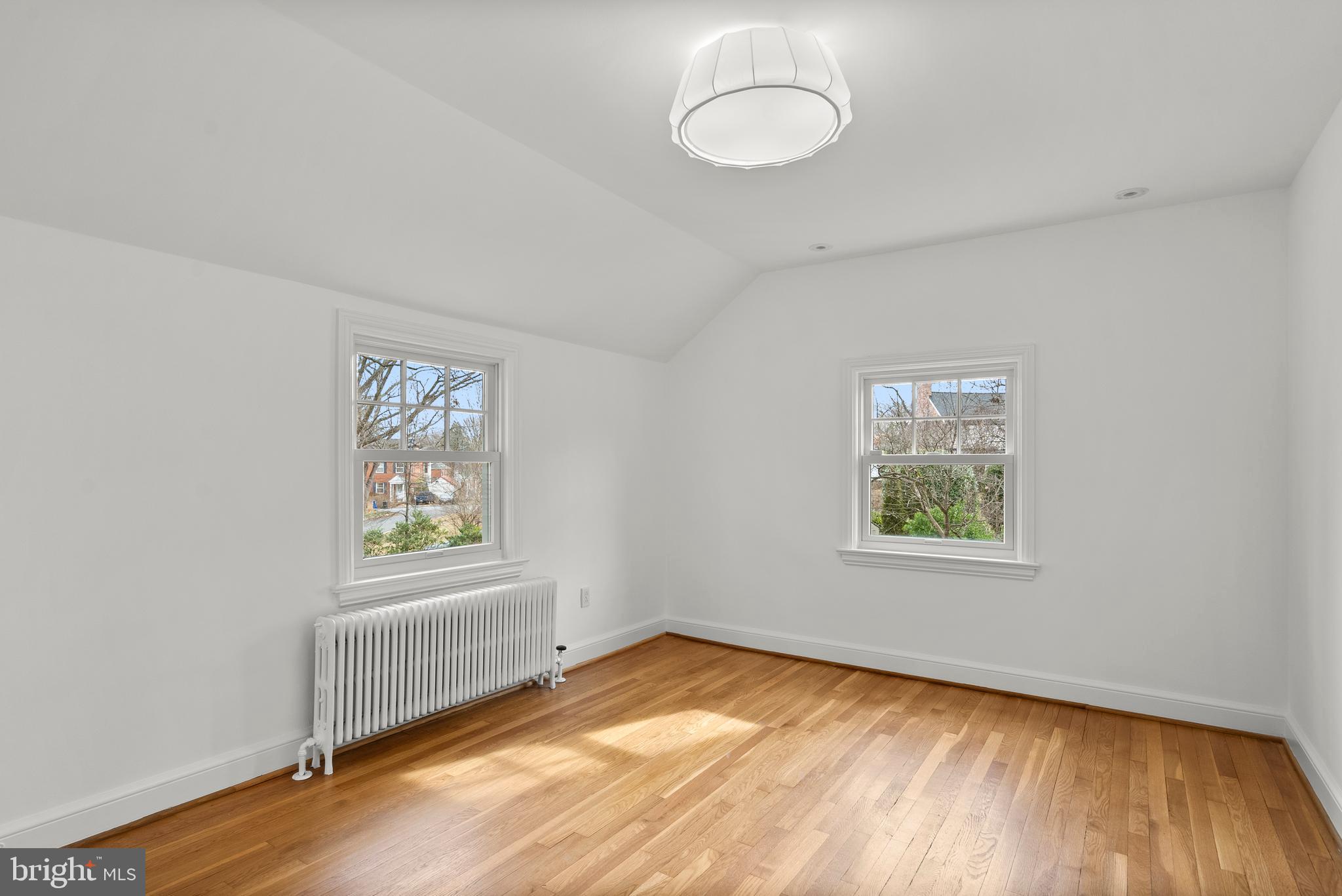 SOUTH WOODSIDE PARK - Residential