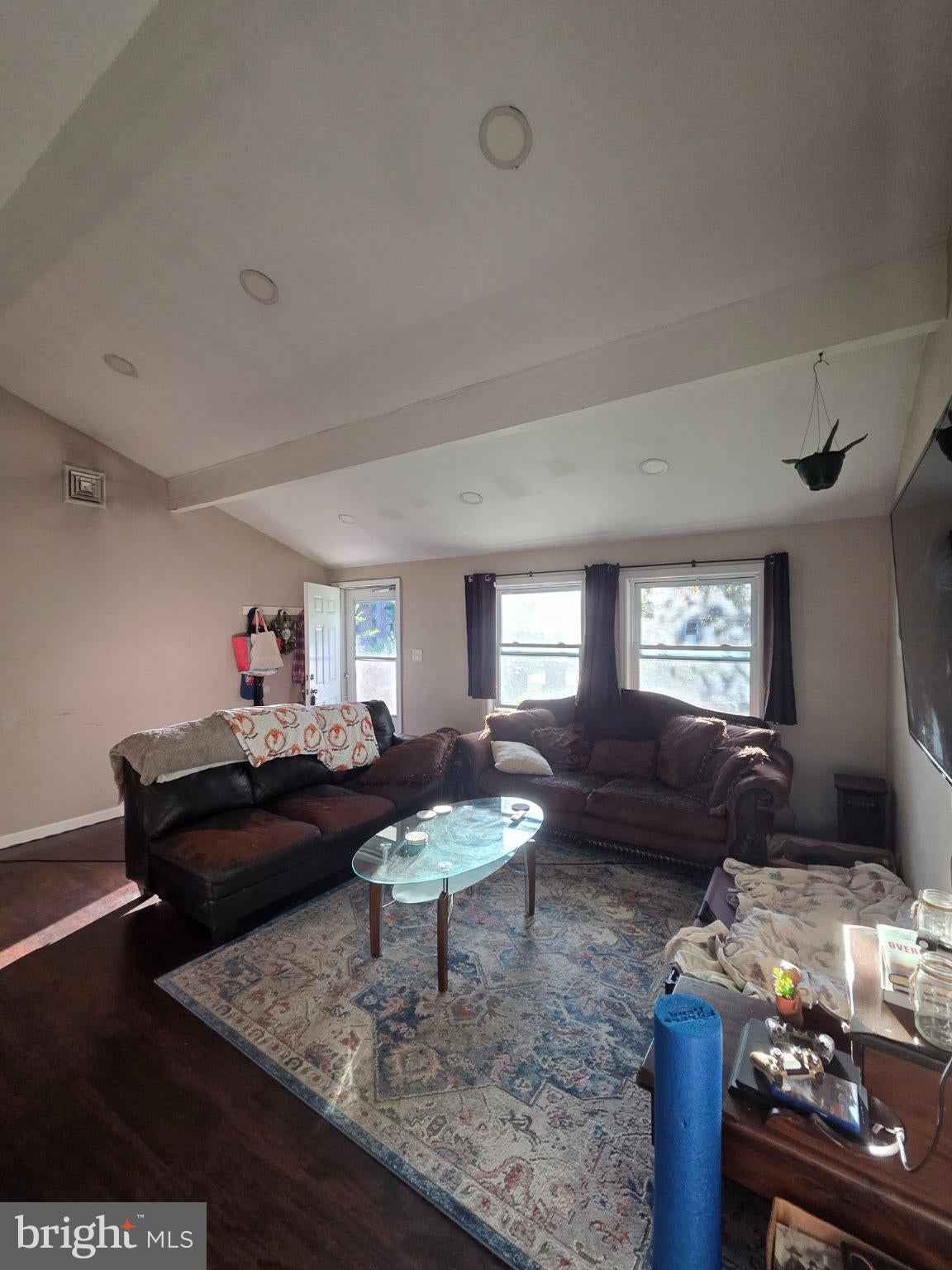 303 SPRING LAKE BOULEVARD 7