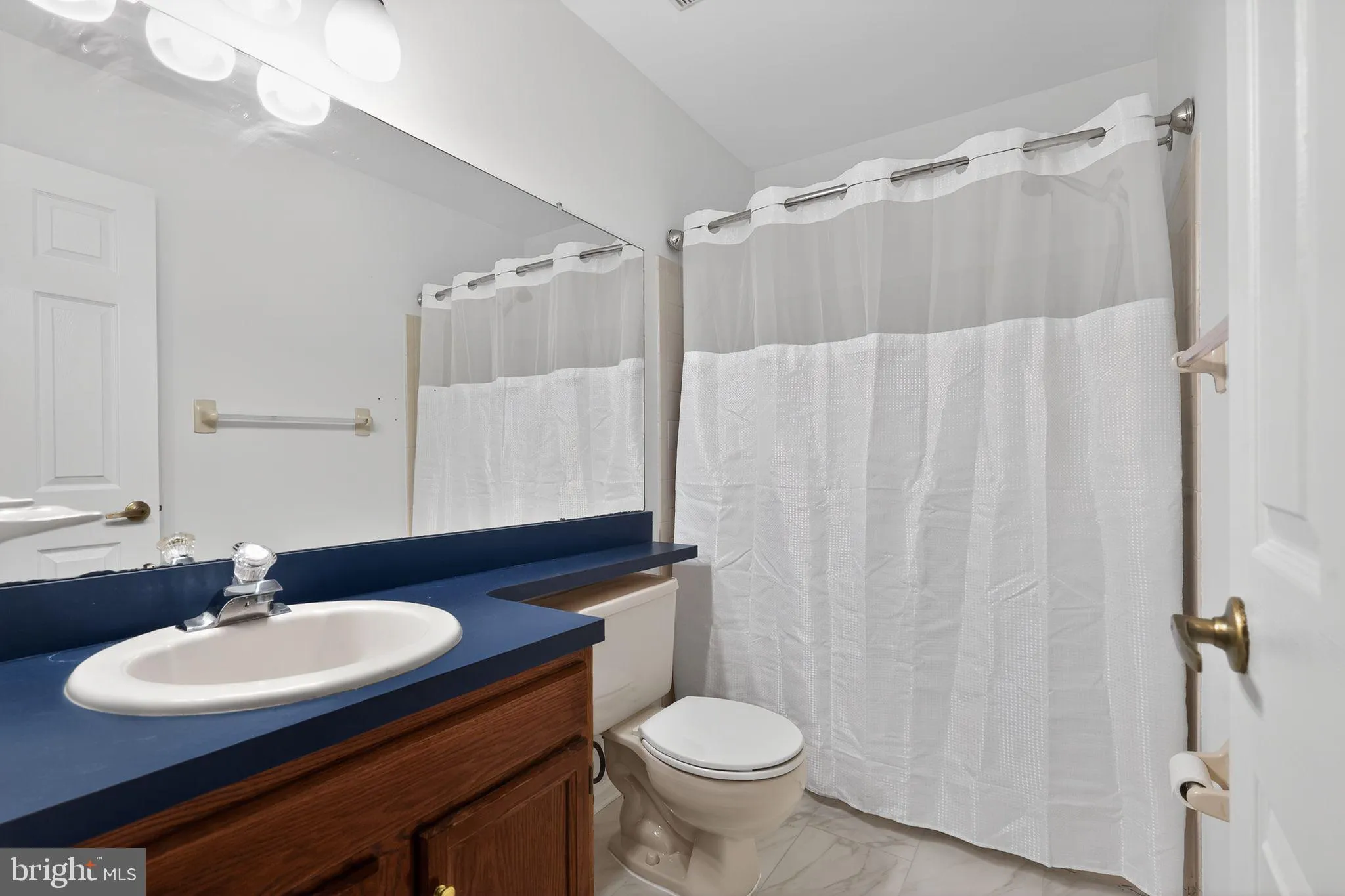 Mount Laurel, New Jersey 08054, United States, 3 Bedrooms Bedrooms, ,3 BathroomsBathrooms,Residential,Active,253627