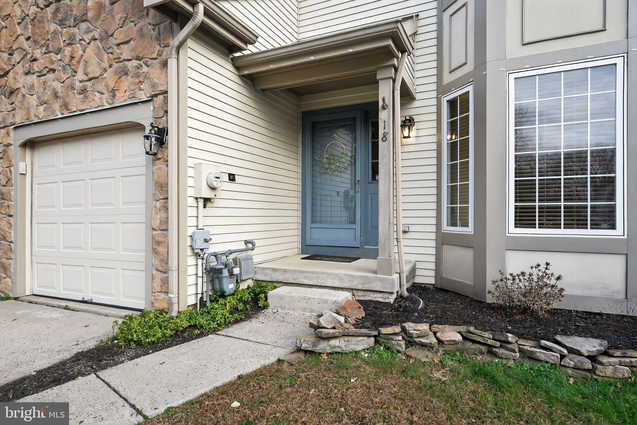 Mount Laurel, New Jersey 08054, United States, 3 Bedrooms Bedrooms, ,3 BathroomsBathrooms,Residential,Active,253627