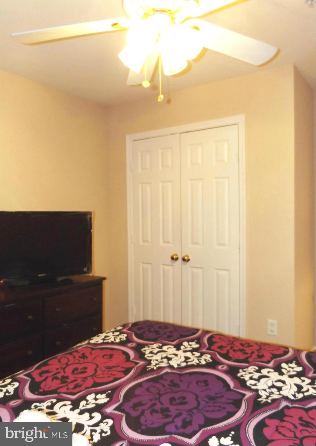 WESTVIEW CORPORATE CENTER - Residential