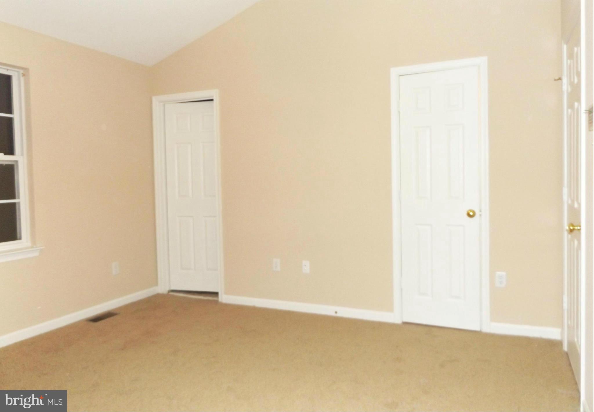 WESTVIEW CORPORATE CENTER - Residential