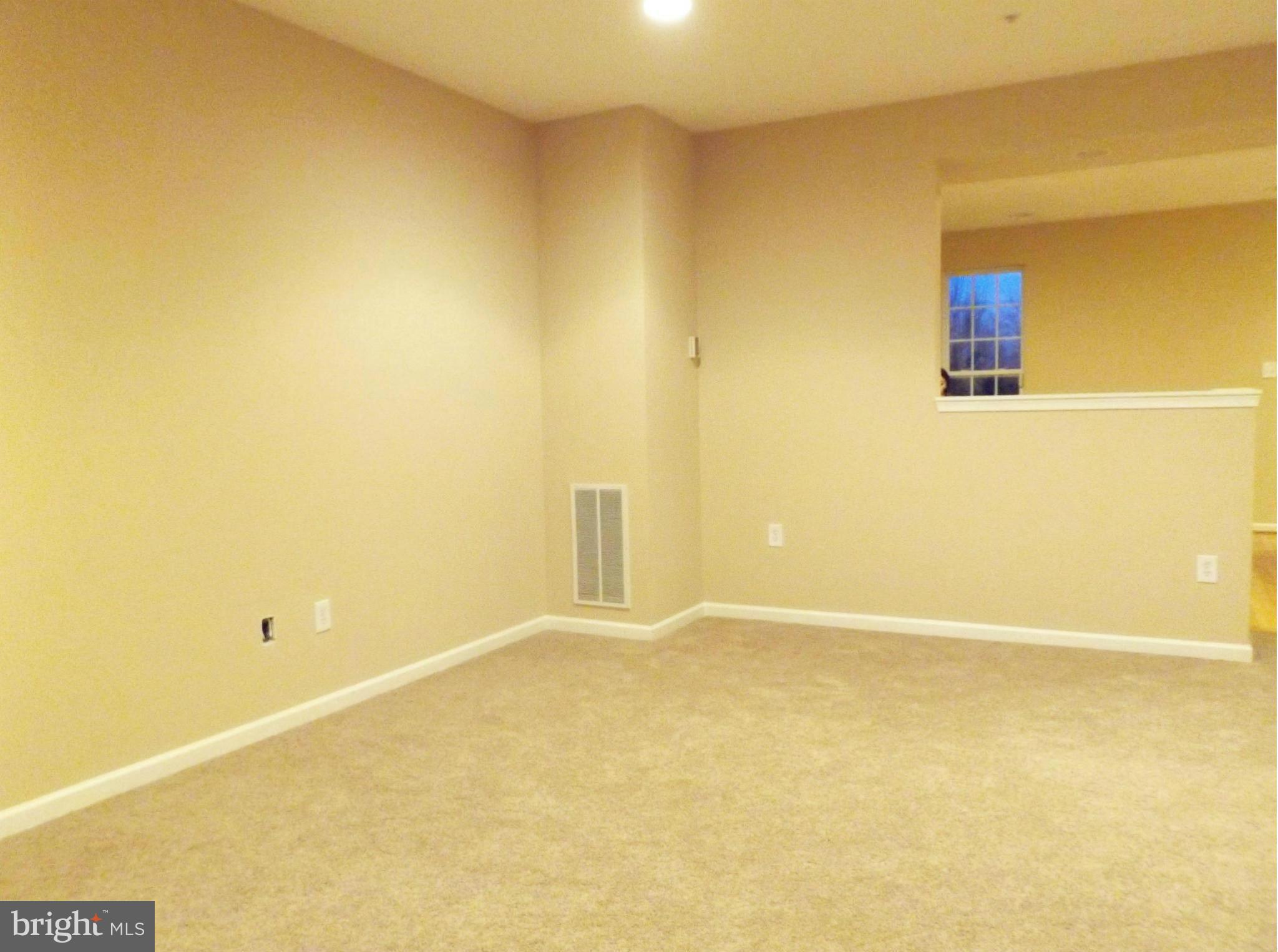 WESTVIEW CORPORATE CENTER - Residential