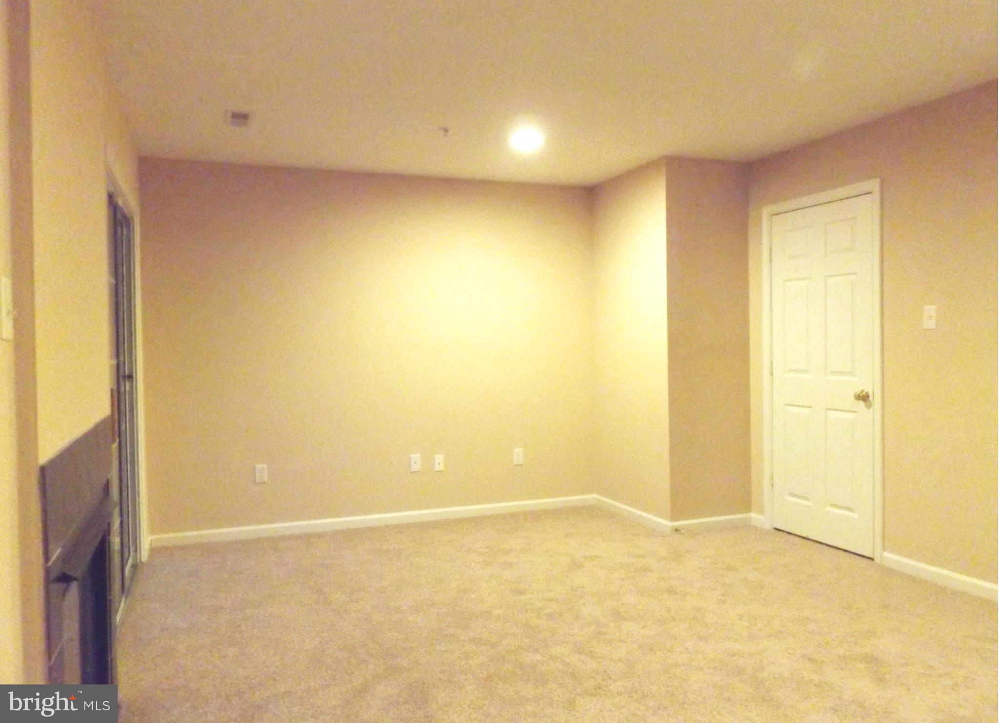 WESTVIEW CORPORATE CENTER - Residential