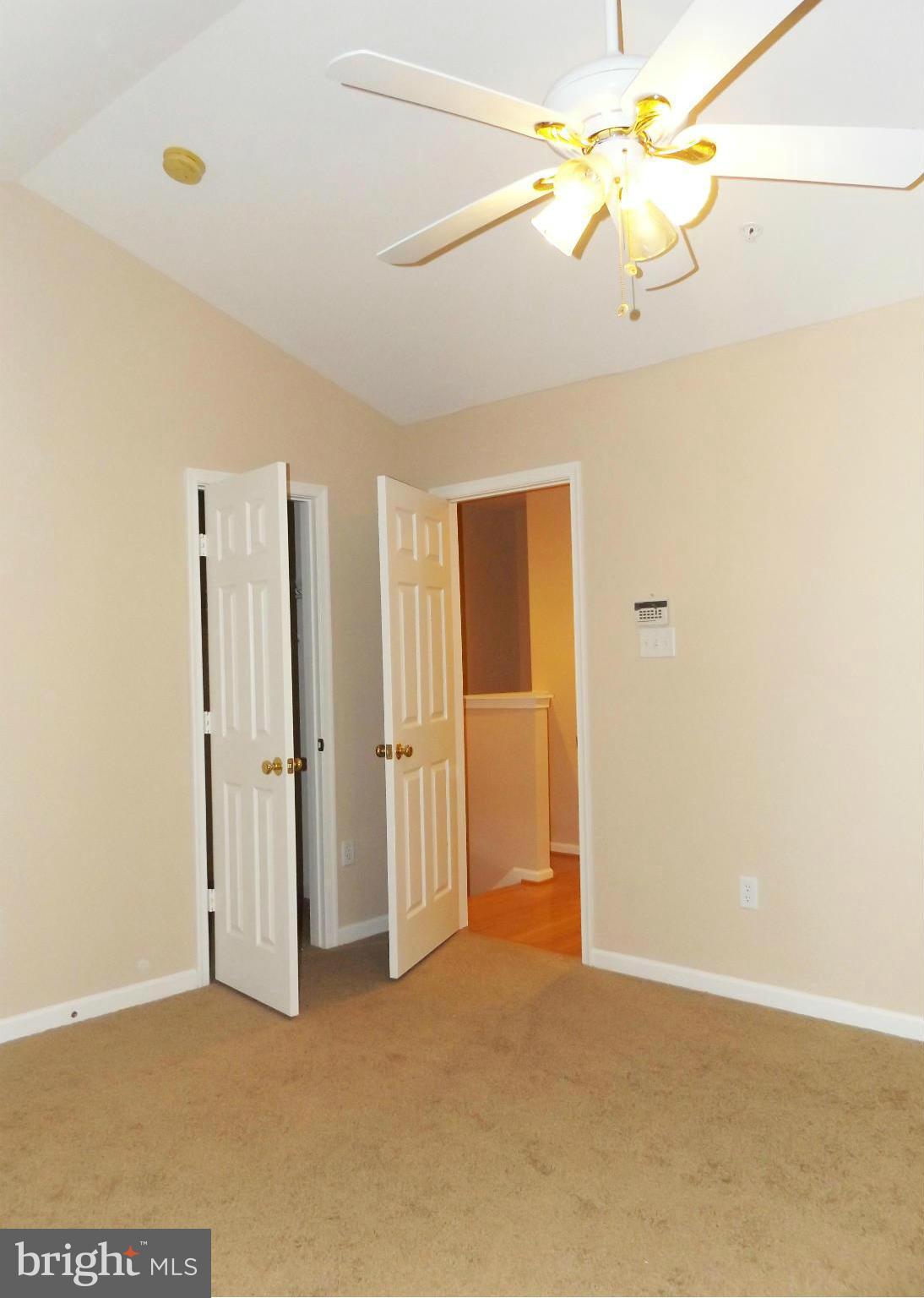 WESTVIEW CORPORATE CENTER - Residential