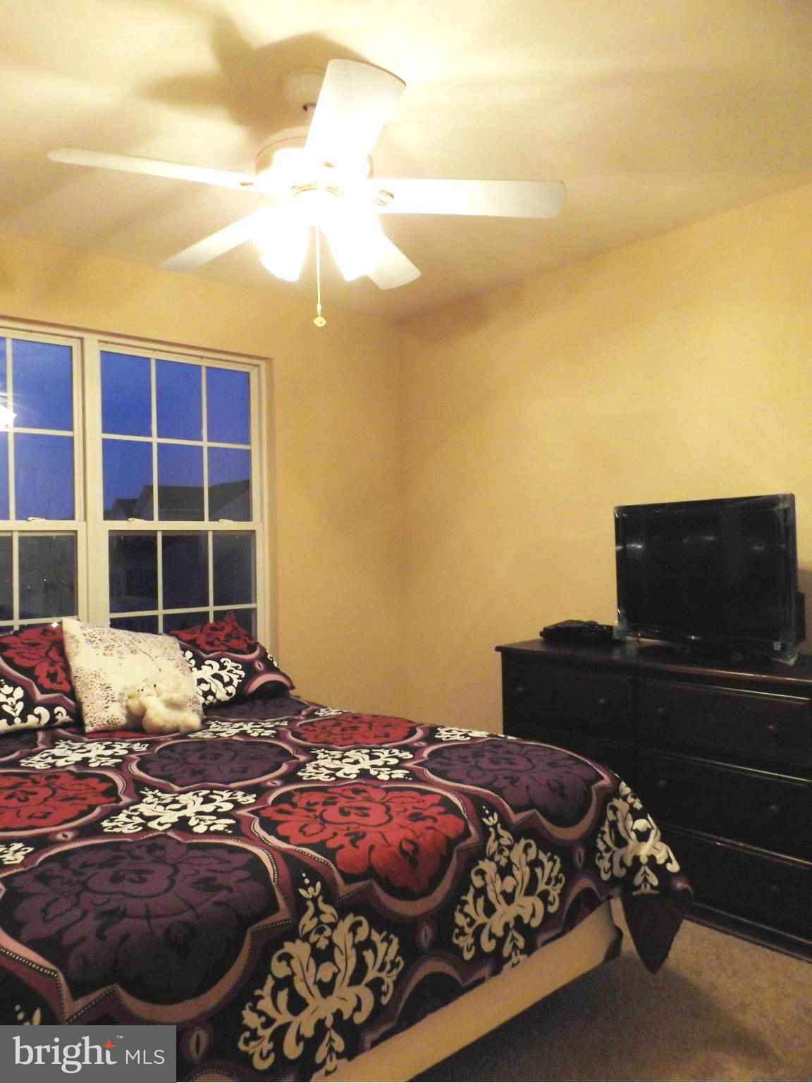 WESTVIEW CORPORATE CENTER - Residential