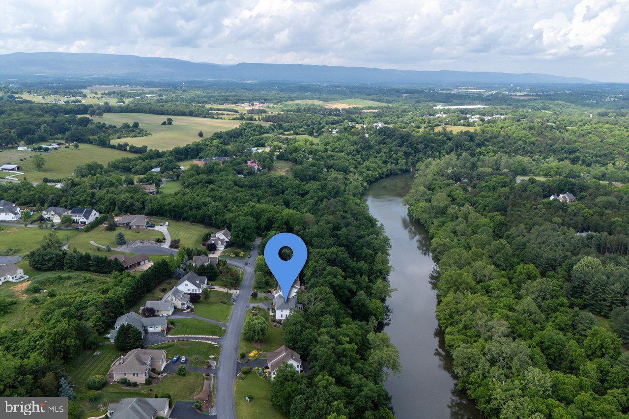 EDINBURG MANOR - Residential