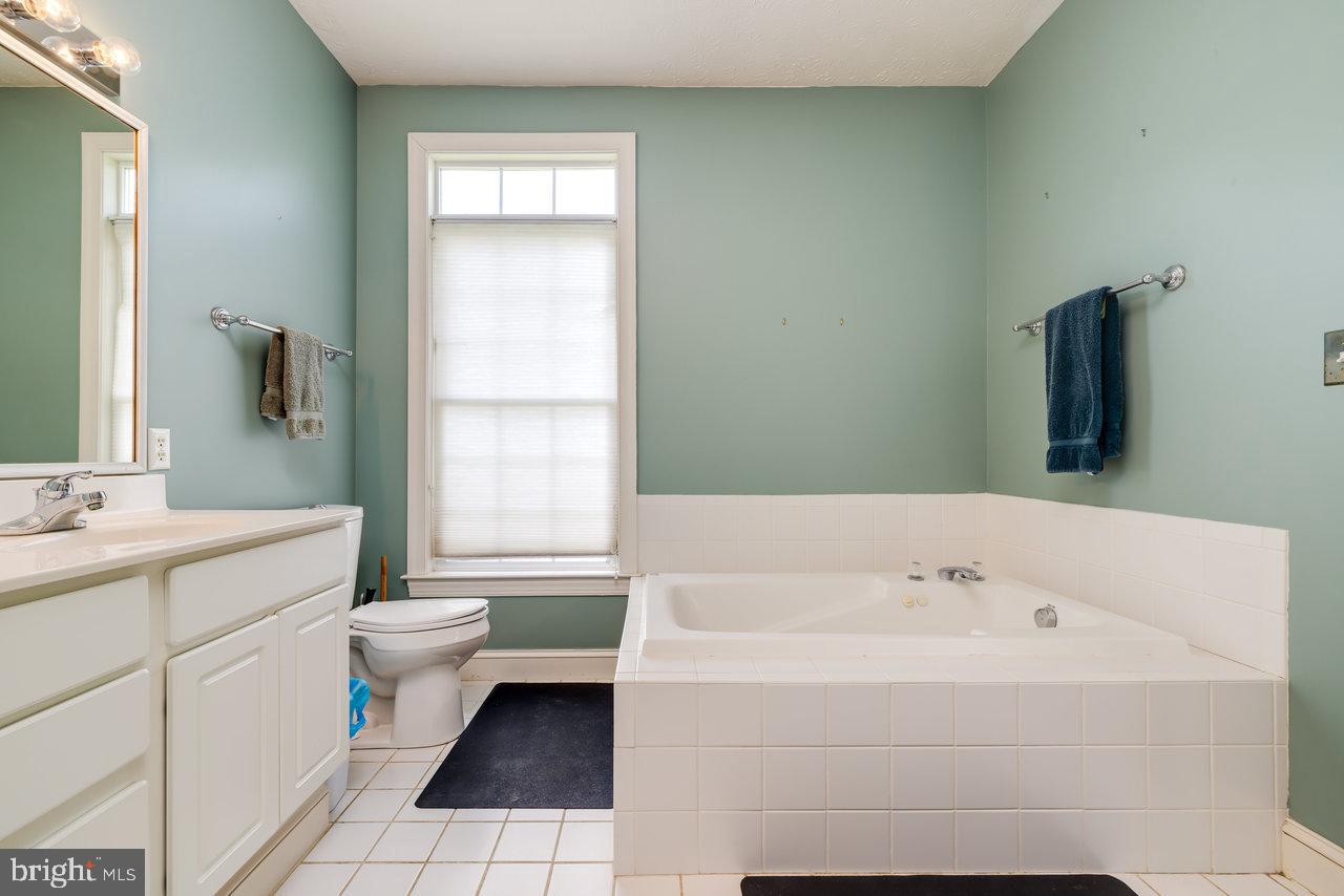 EDINBURG MANOR - Residential