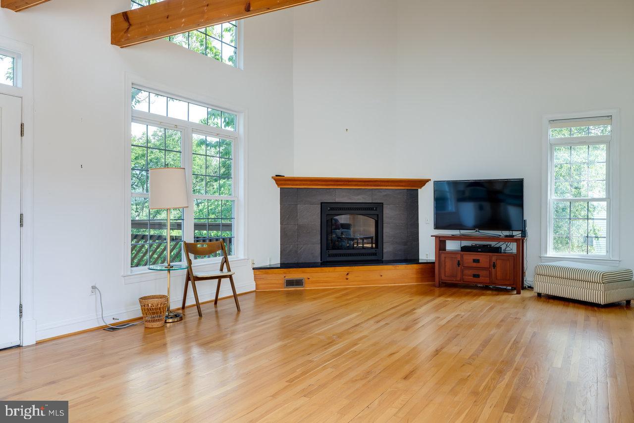 EDINBURG MANOR - Residential