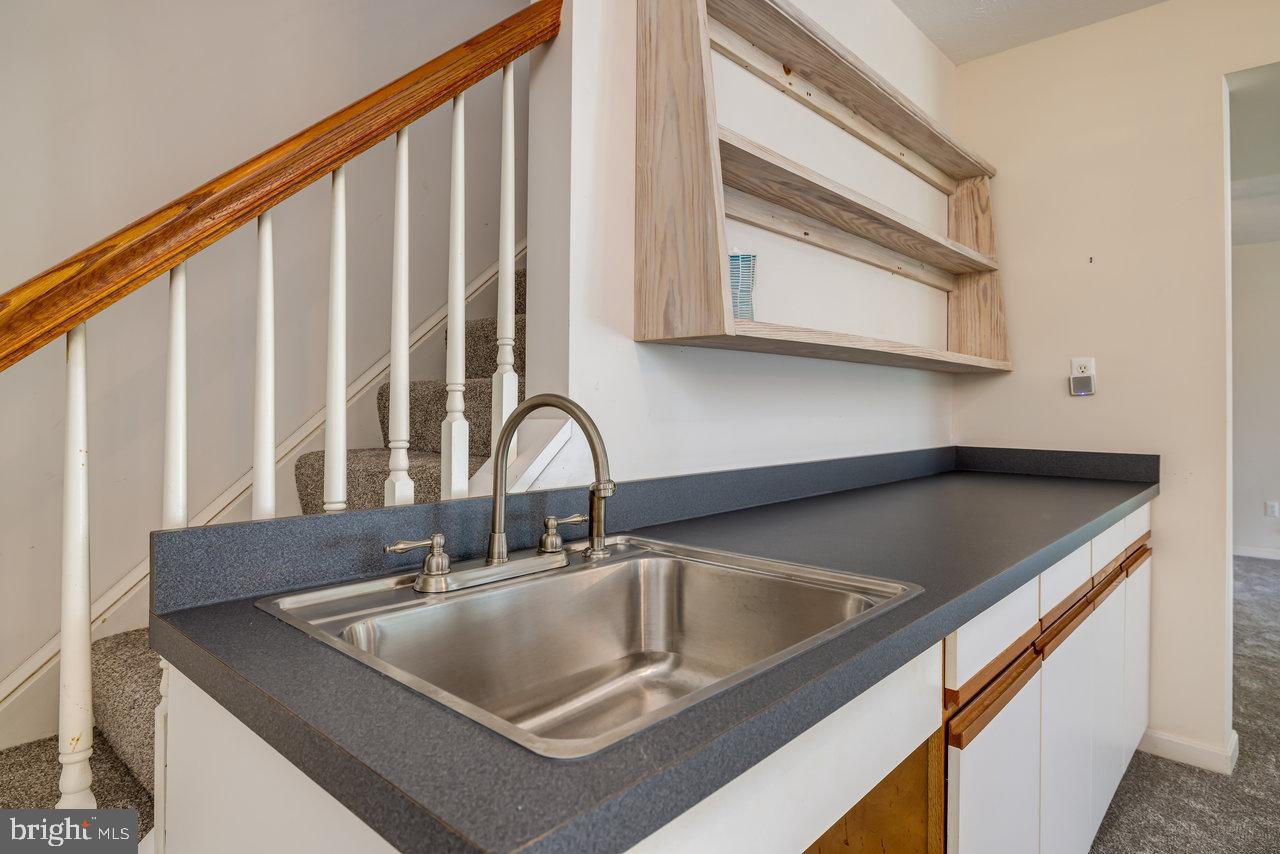 EDINBURG MANOR - Residential