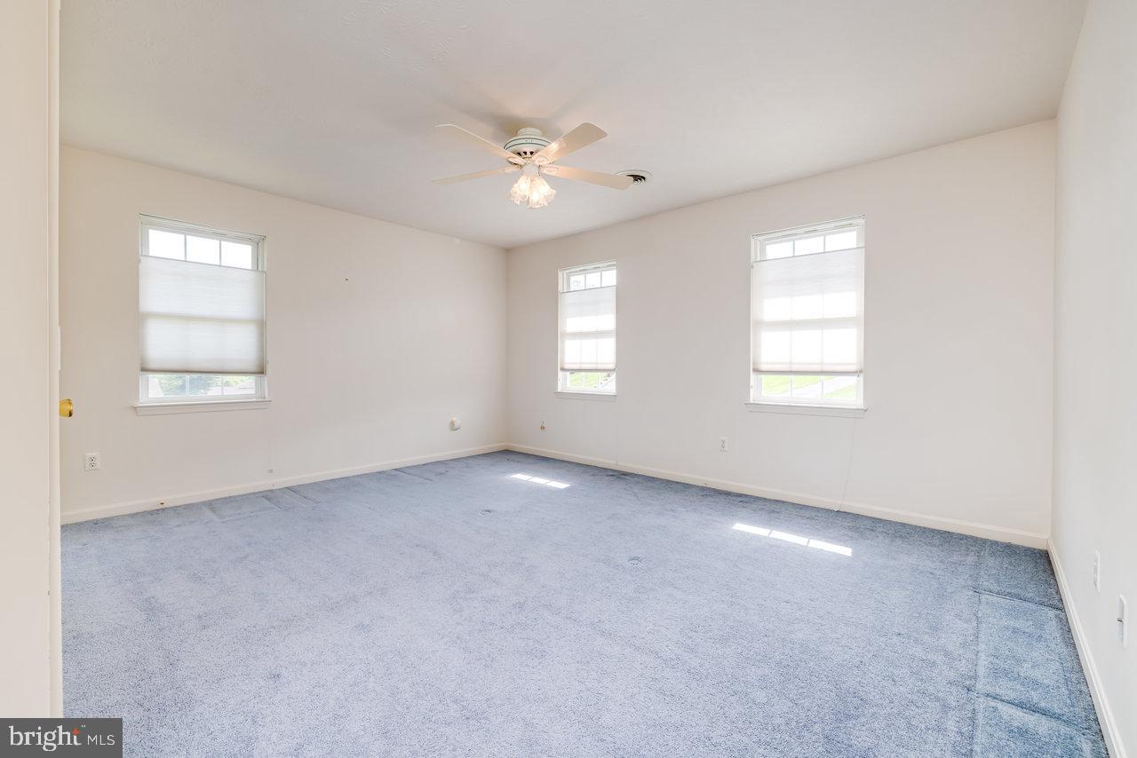 EDINBURG MANOR - Residential