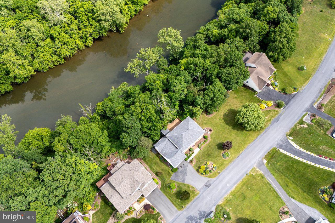EDINBURG MANOR - Residential