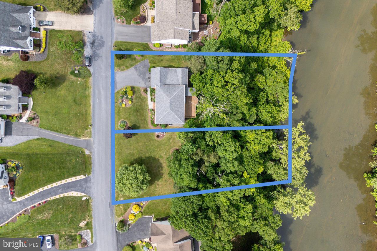 EDINBURG MANOR - Residential