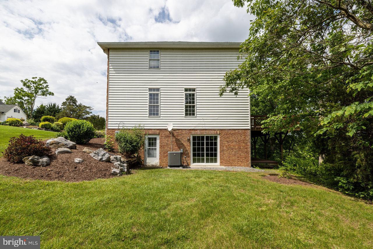 EDINBURG MANOR - Residential