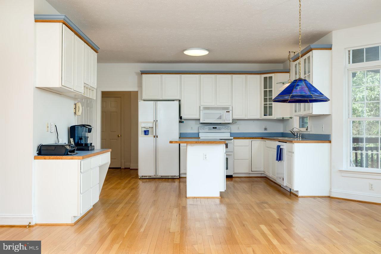 EDINBURG MANOR - Residential