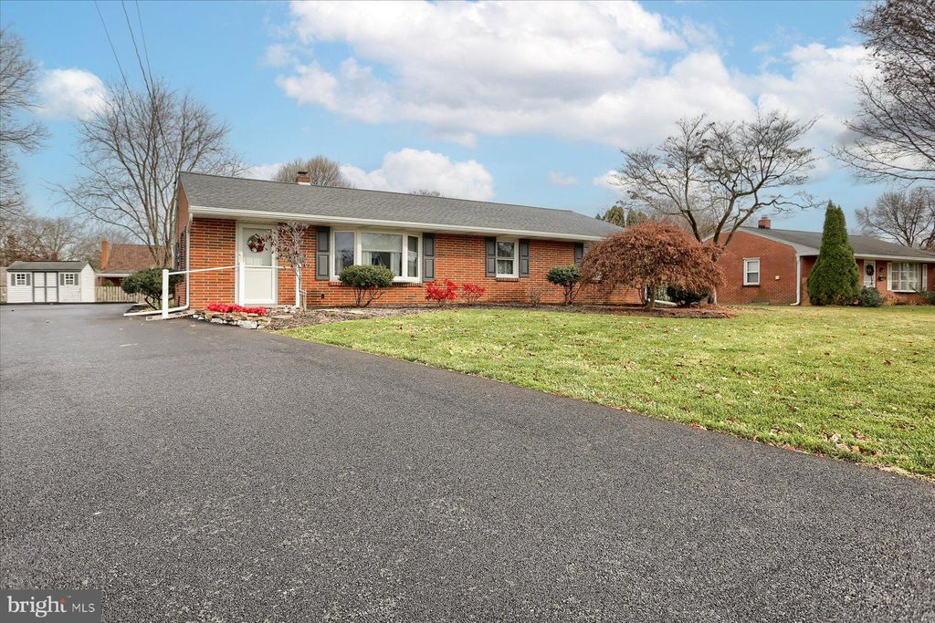 Photo of 6371 Jeanette Drive, East Petersburg, PA 17520 (MLS # PALA2044436)