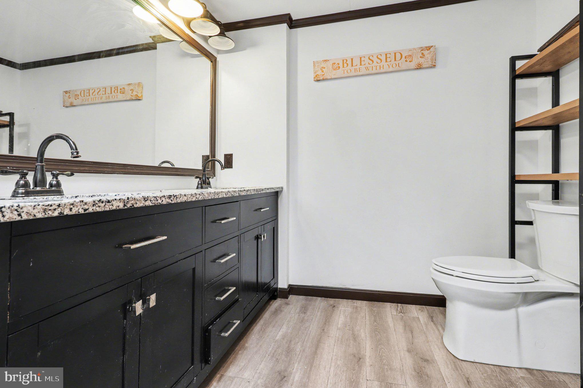 RIVER'S EDGE - Residential