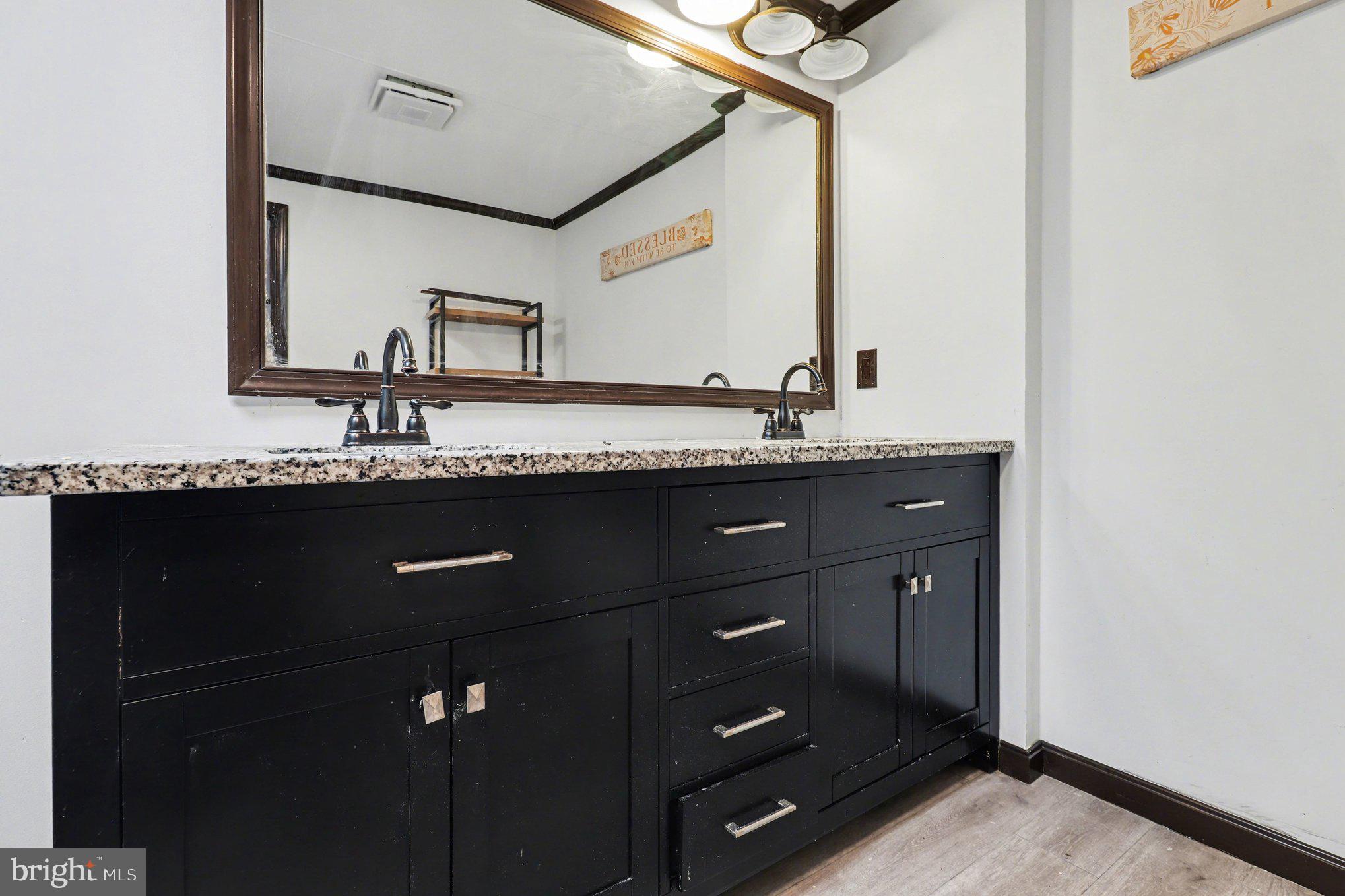 RIVER'S EDGE - Residential