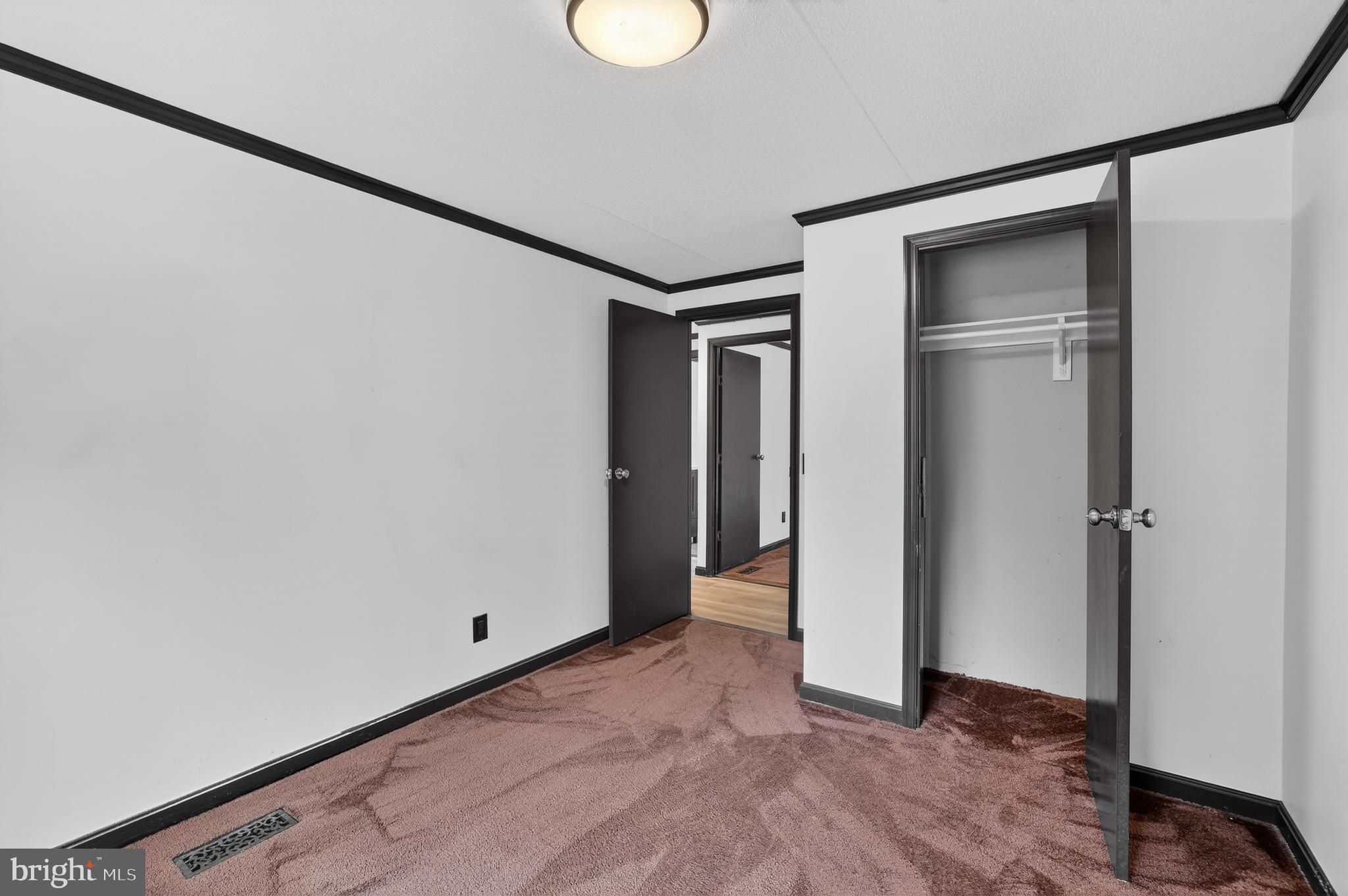 RIVER'S EDGE - Residential