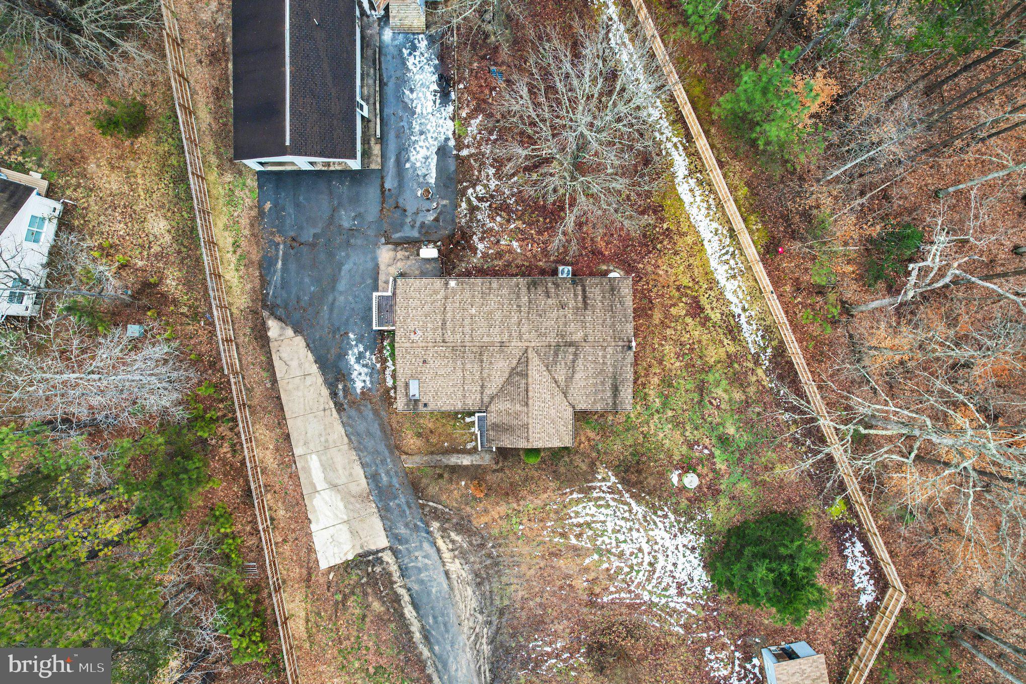 RIVER'S EDGE - Residential