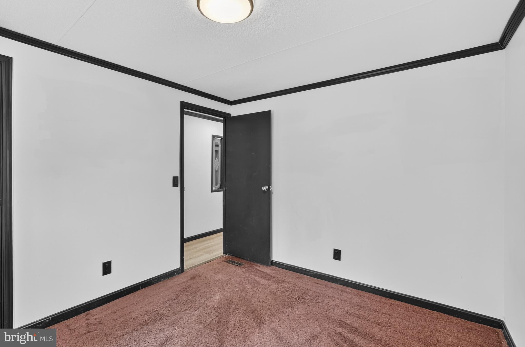 RIVER'S EDGE - Residential