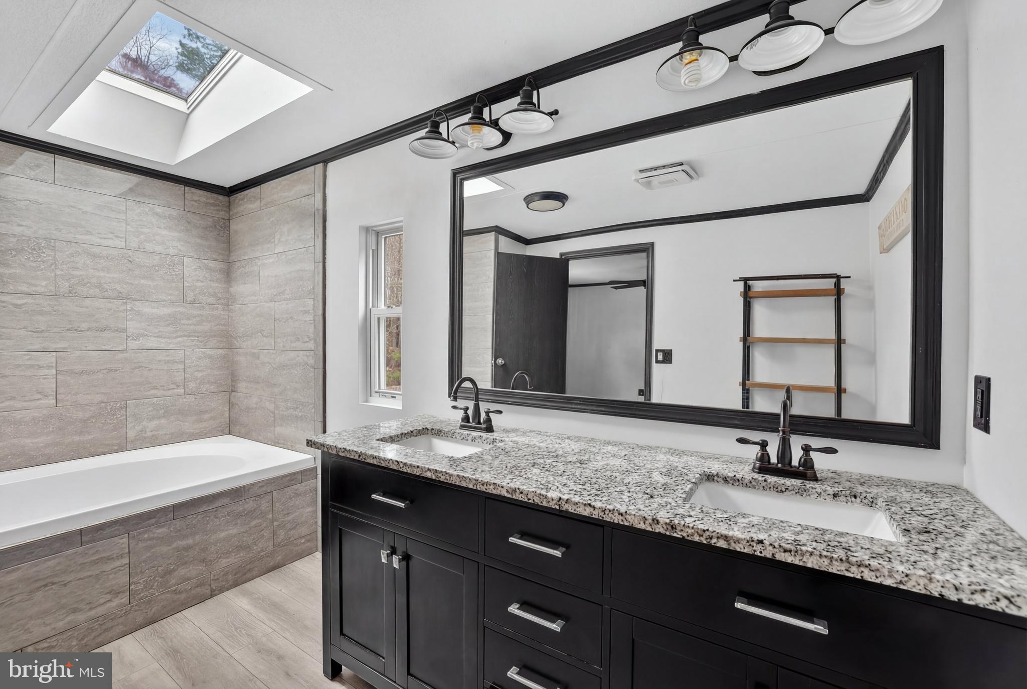 RIVER'S EDGE - Residential