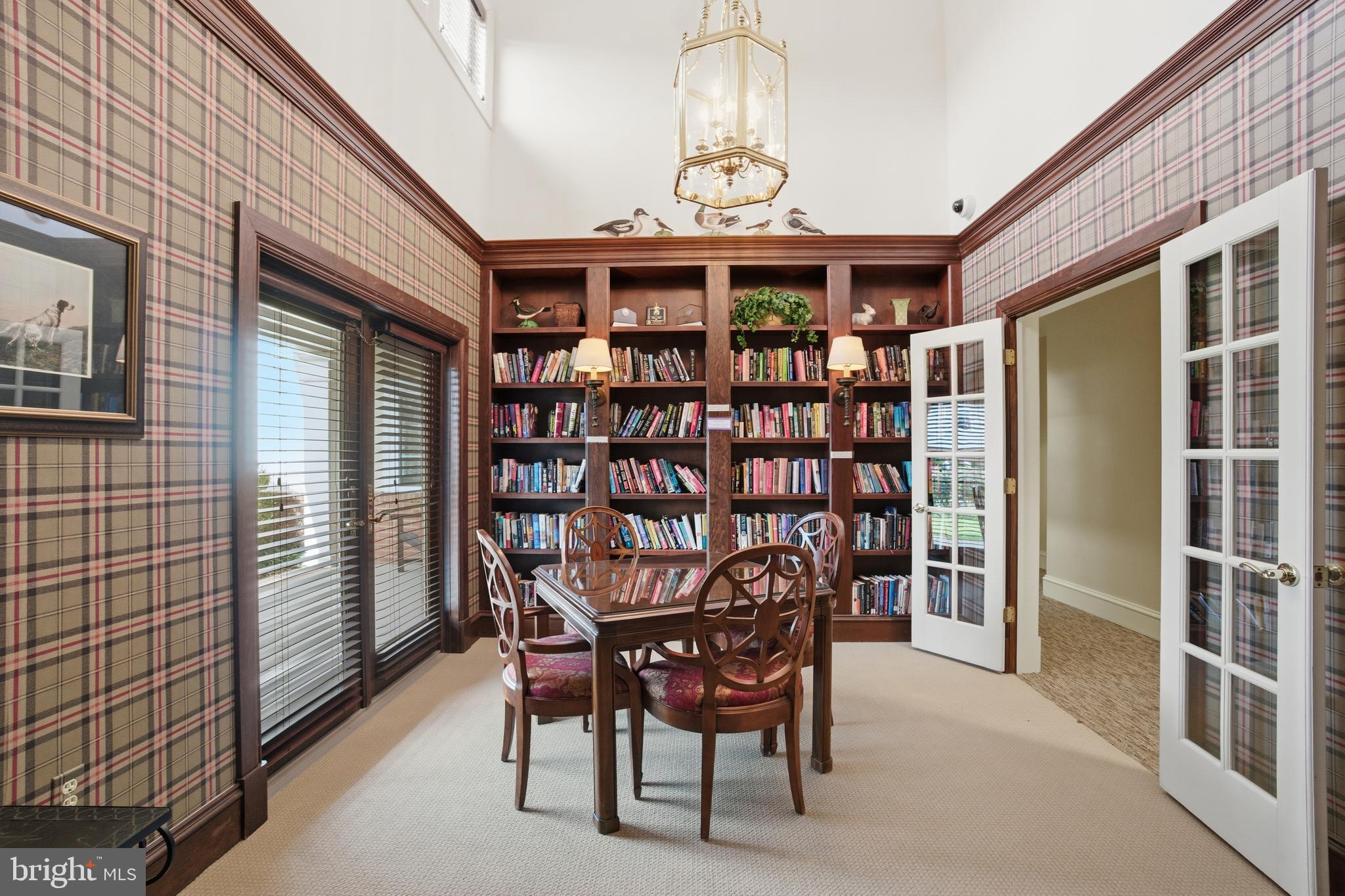 ELLICOTT HILLS - Residential