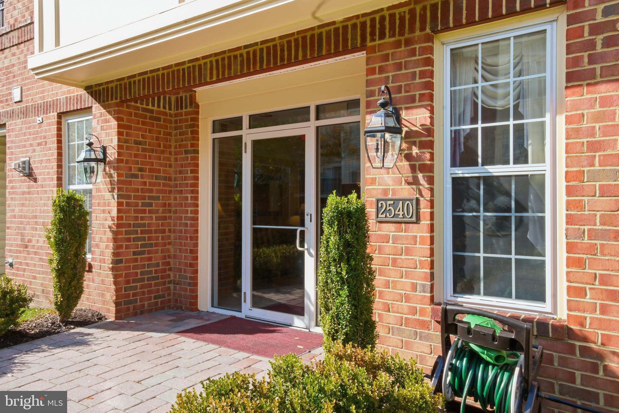 ELLICOTT HILLS - Residential