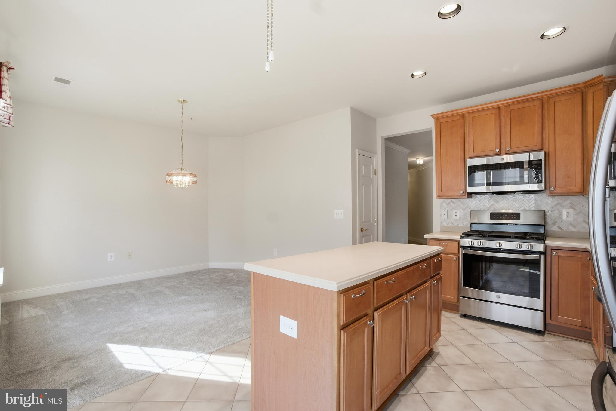 ELLICOTT HILLS - Residential