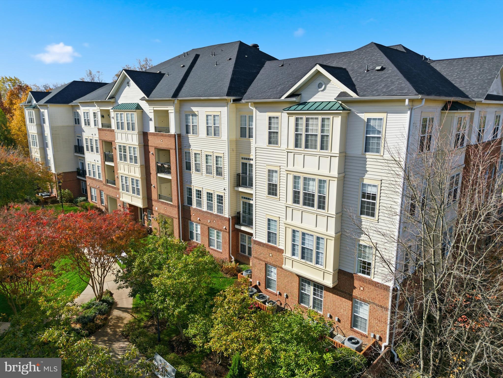 ELLICOTT HILLS - Residential