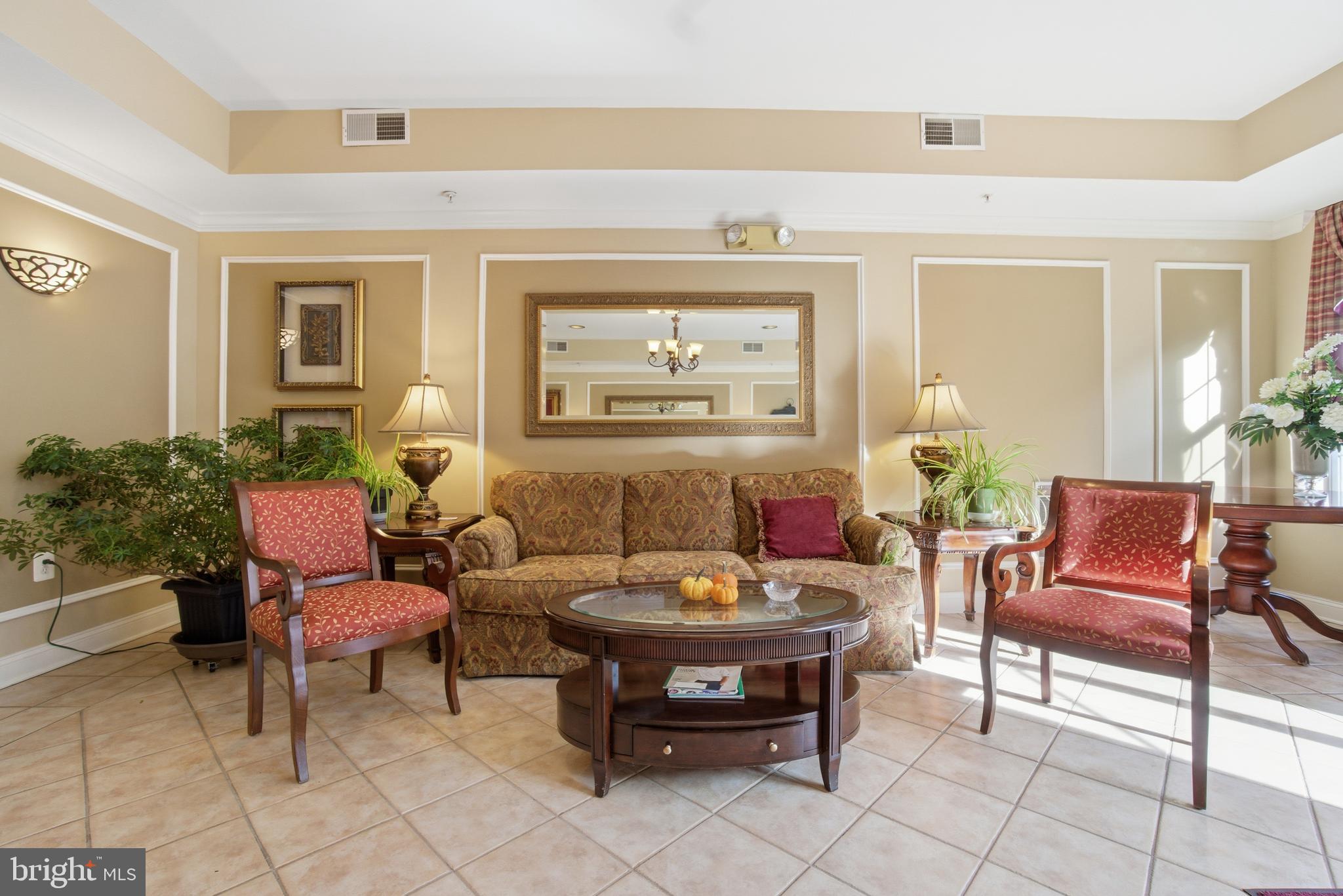 ELLICOTT HILLS - Residential