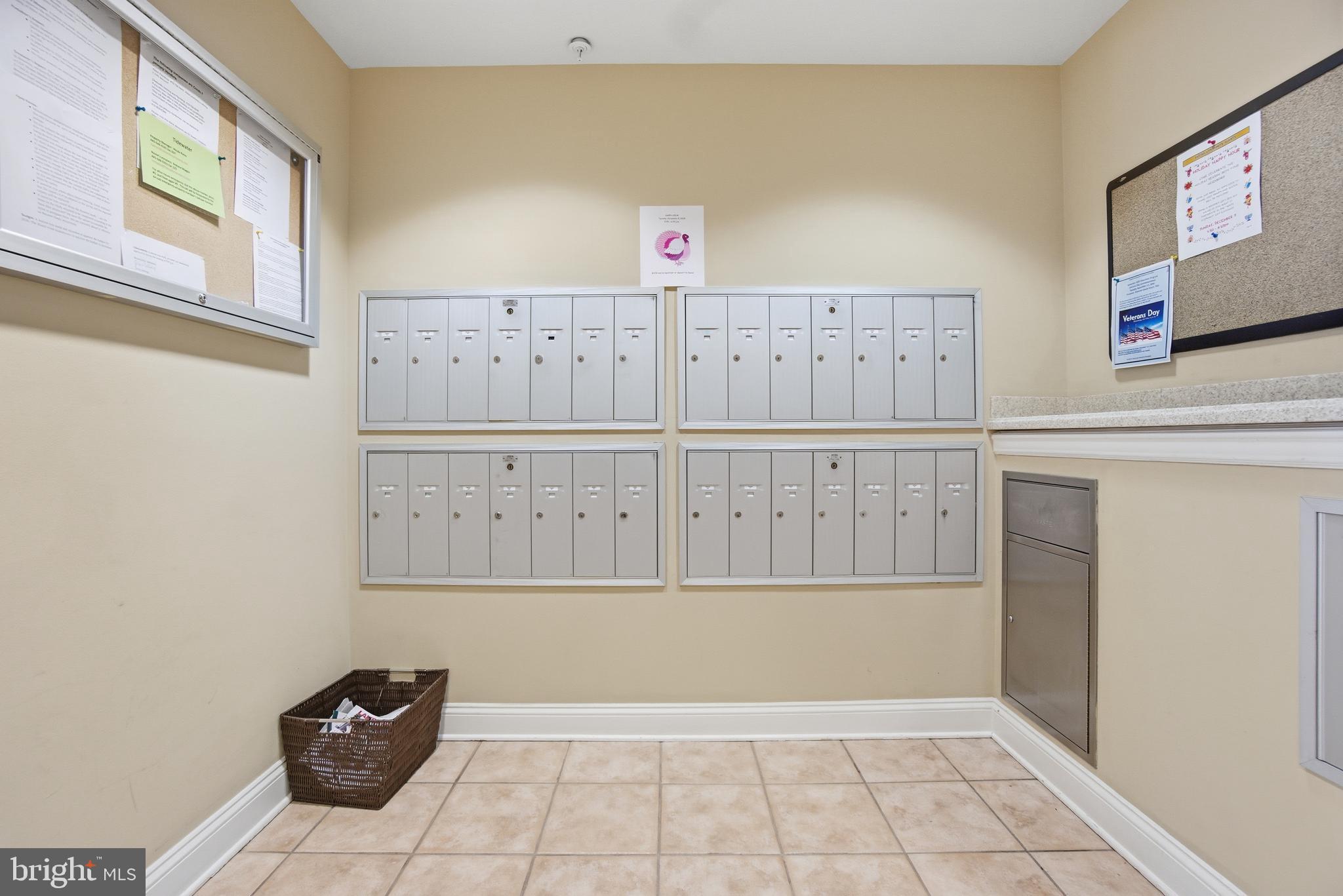 ELLICOTT HILLS - Residential