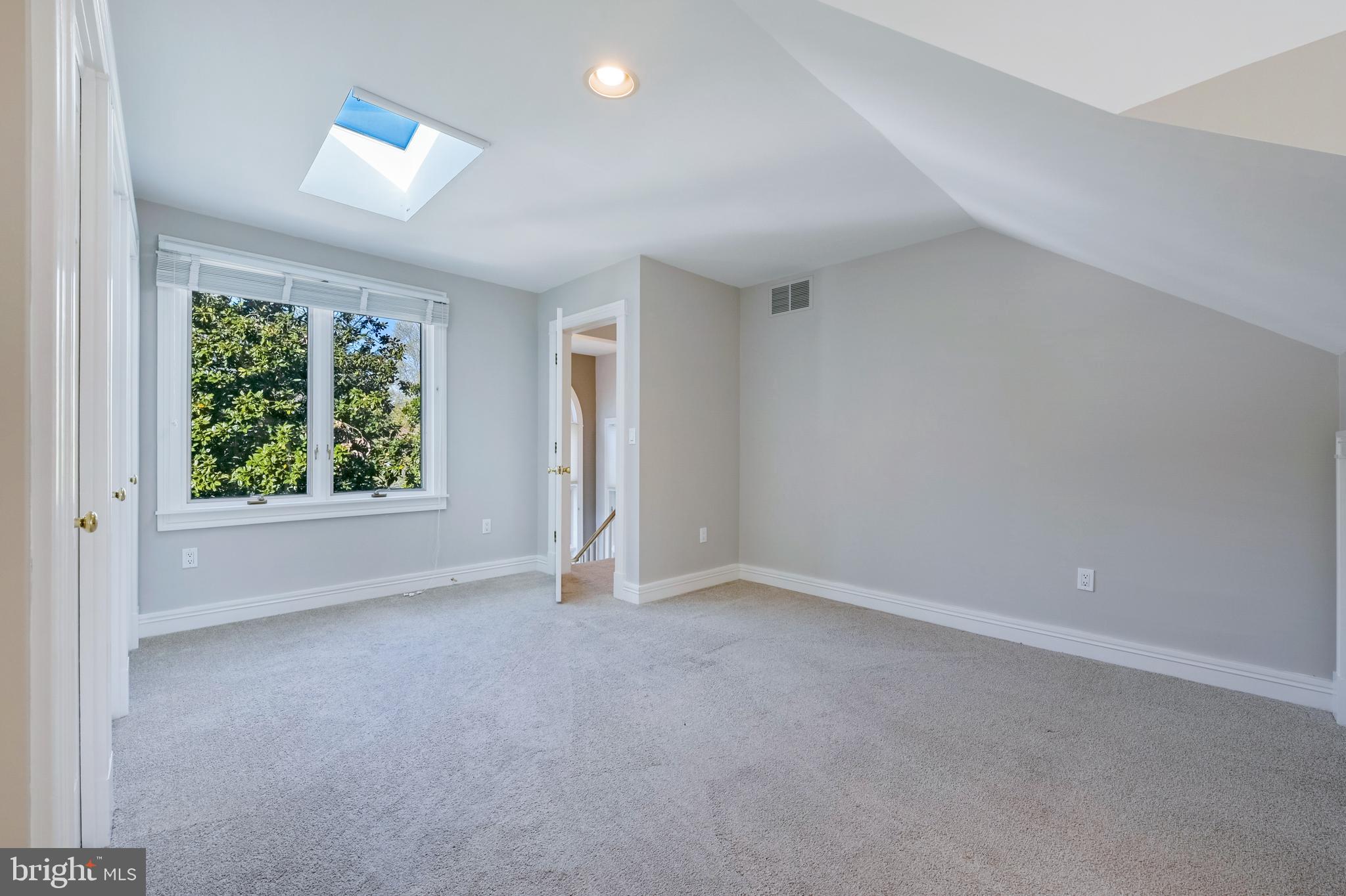 WARDOUR - Residential