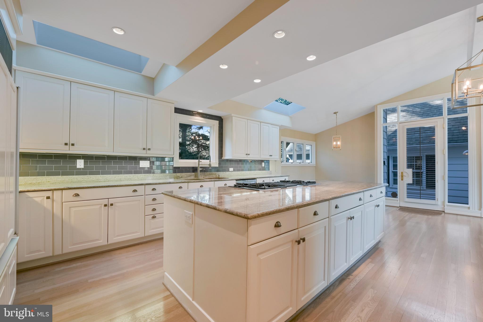 WARDOUR - Residential