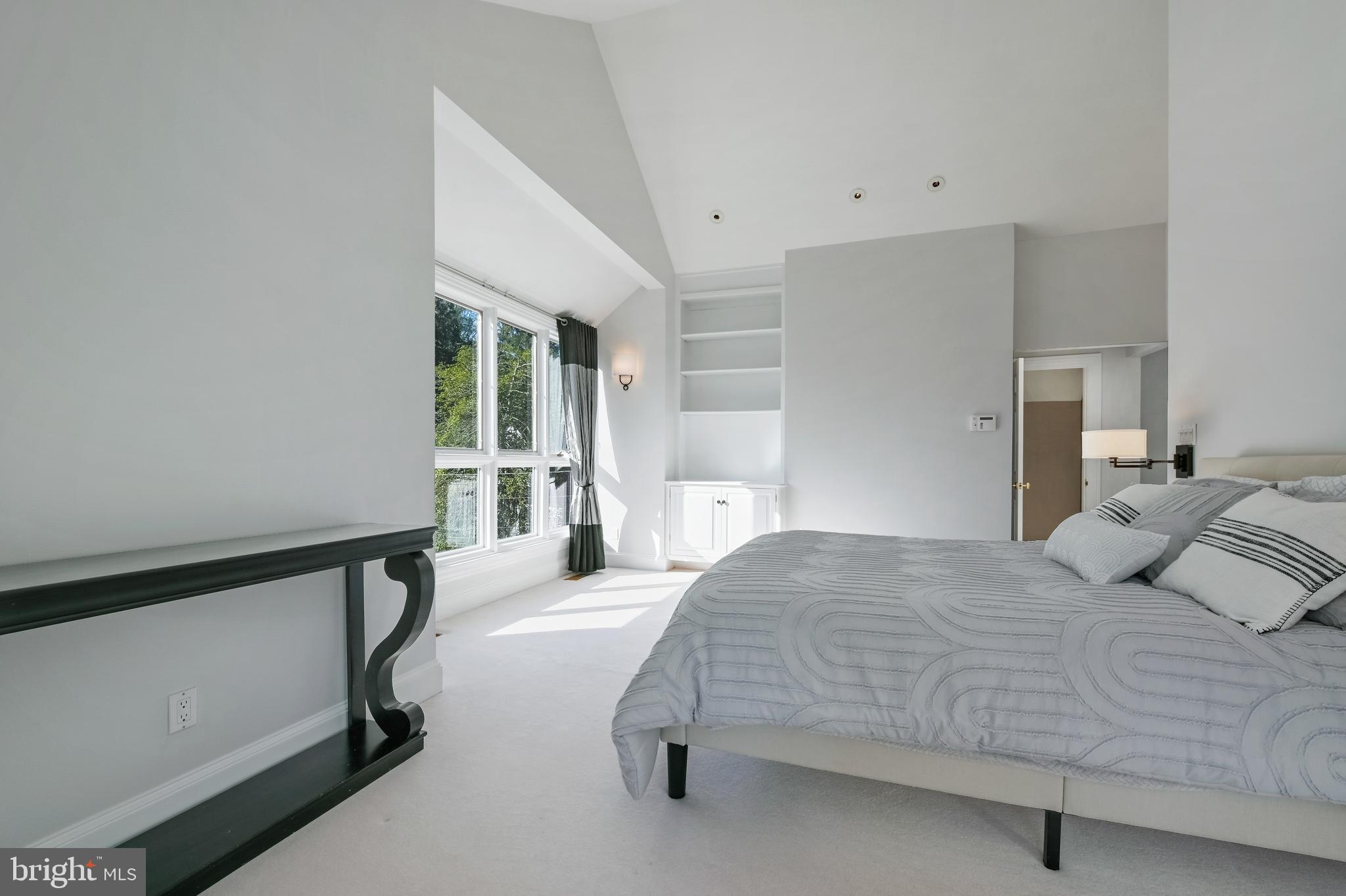 WARDOUR - Residential